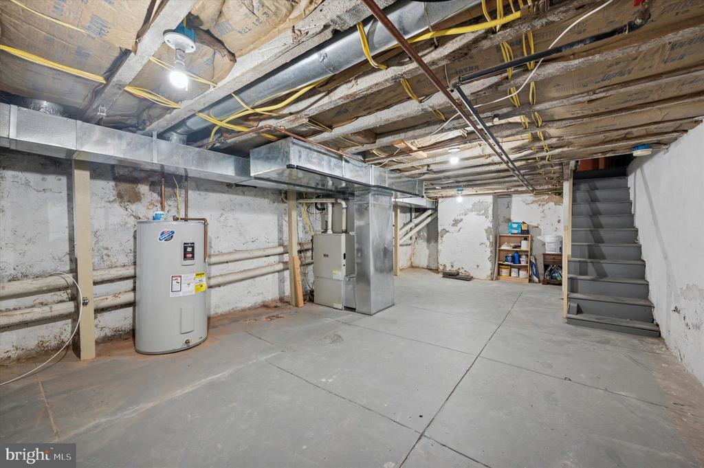4383 MANAYUNK AVENUE
