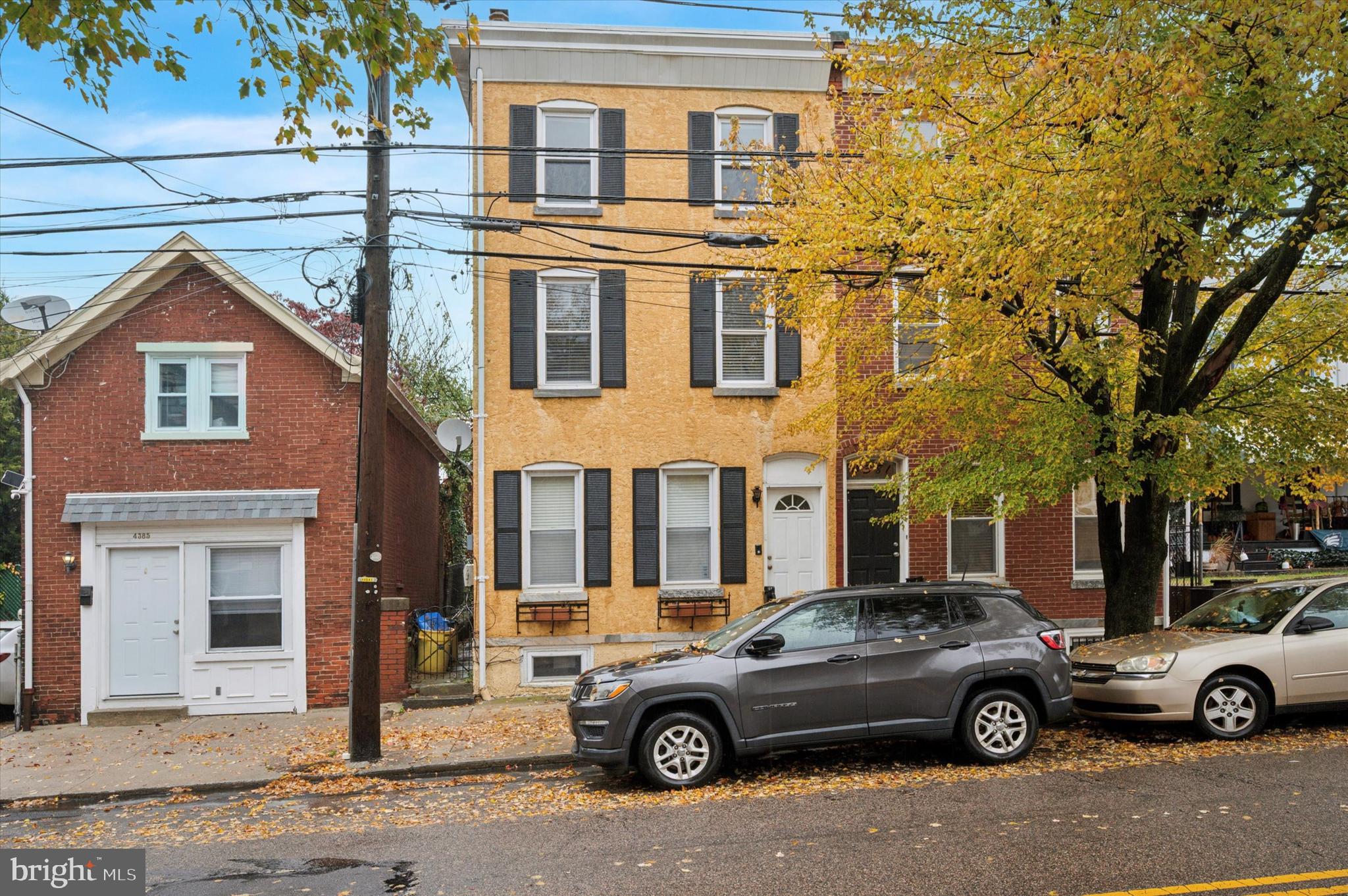 4383 MANAYUNK AVENUE