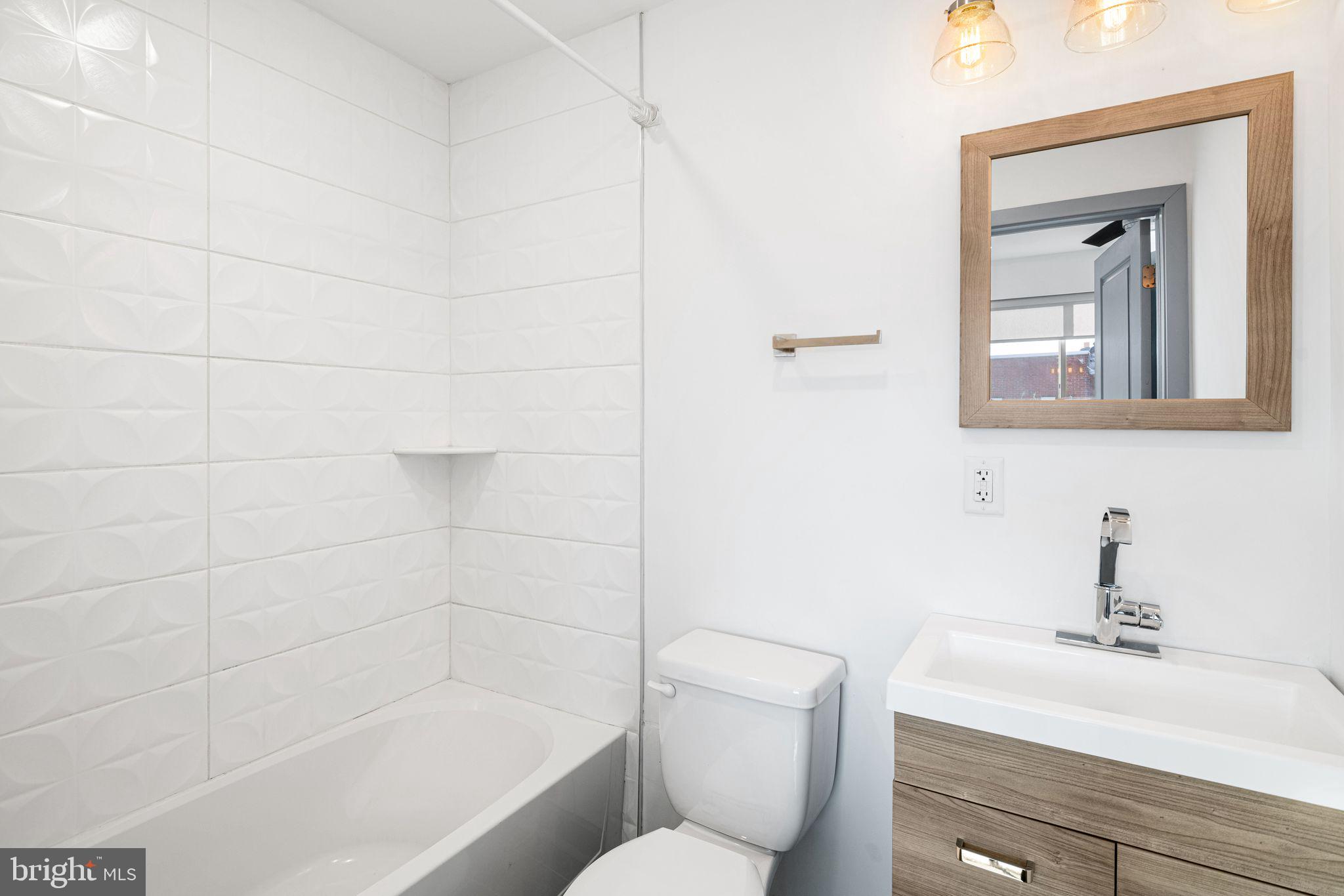 419 W BERKS STREET 2