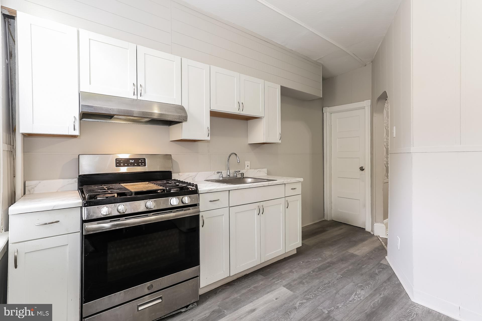 2035 S FRAZIER STREET