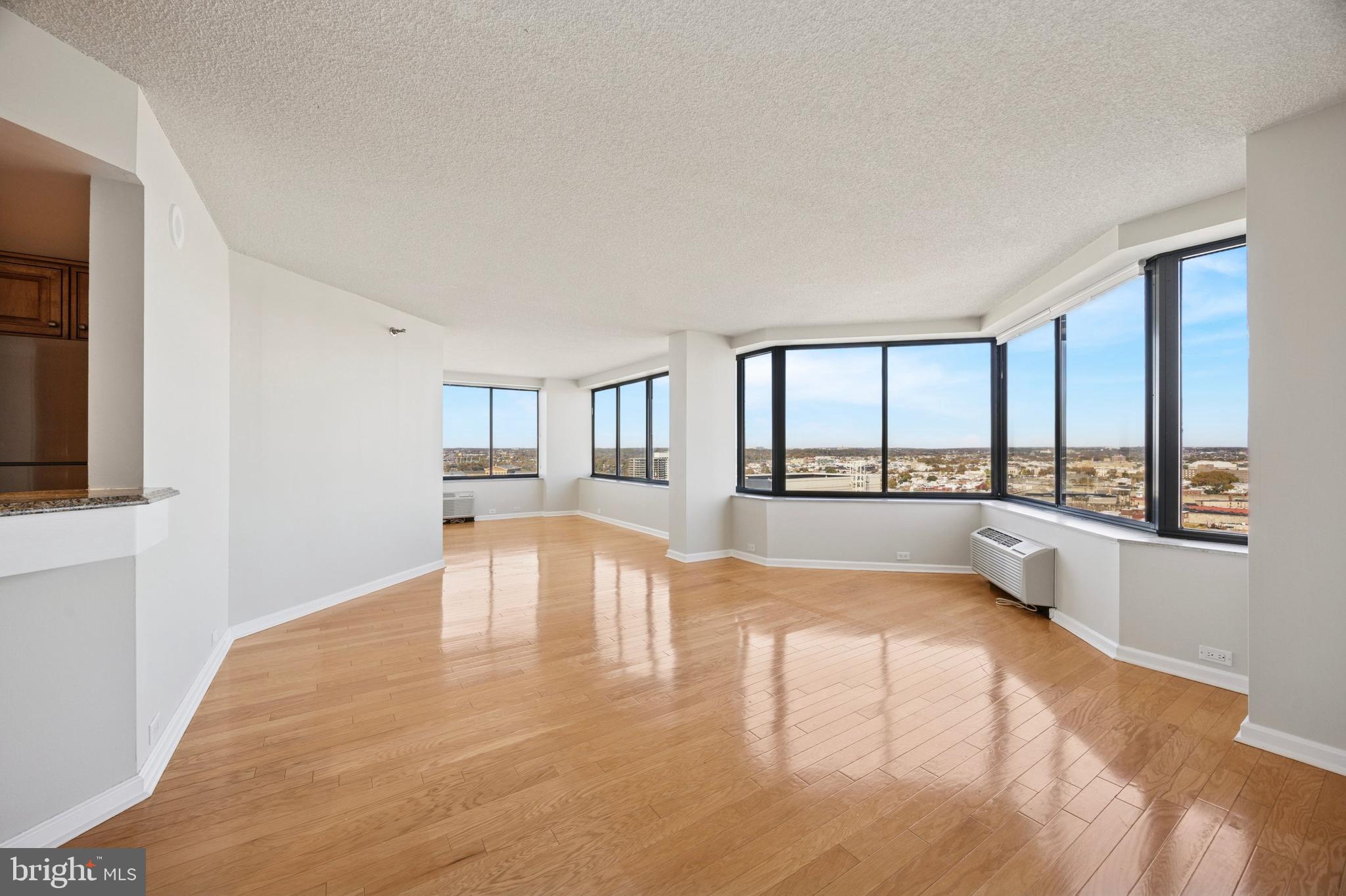 2001 HAMILTON STREET P301