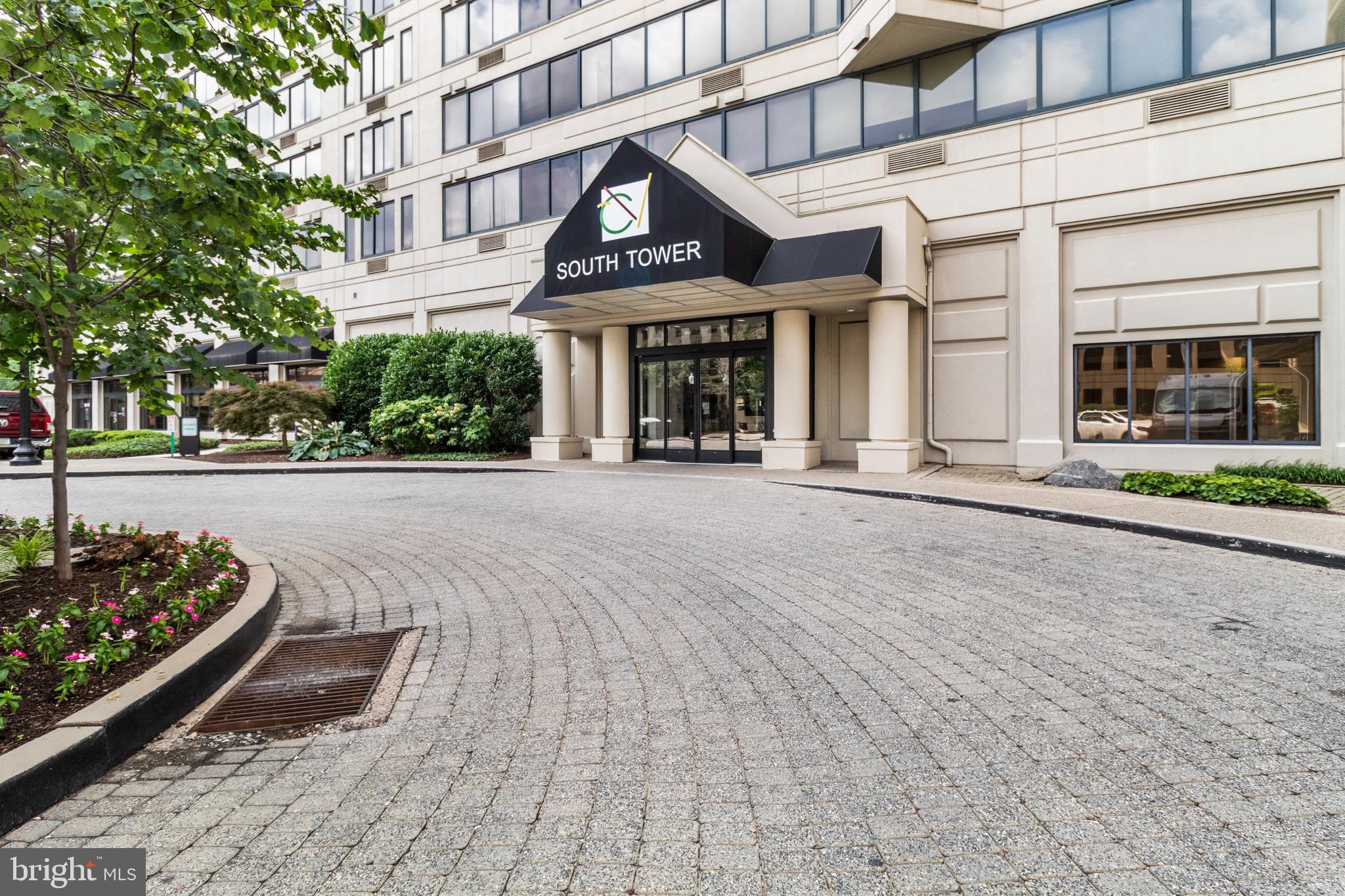 2001 HAMILTON STREET P301