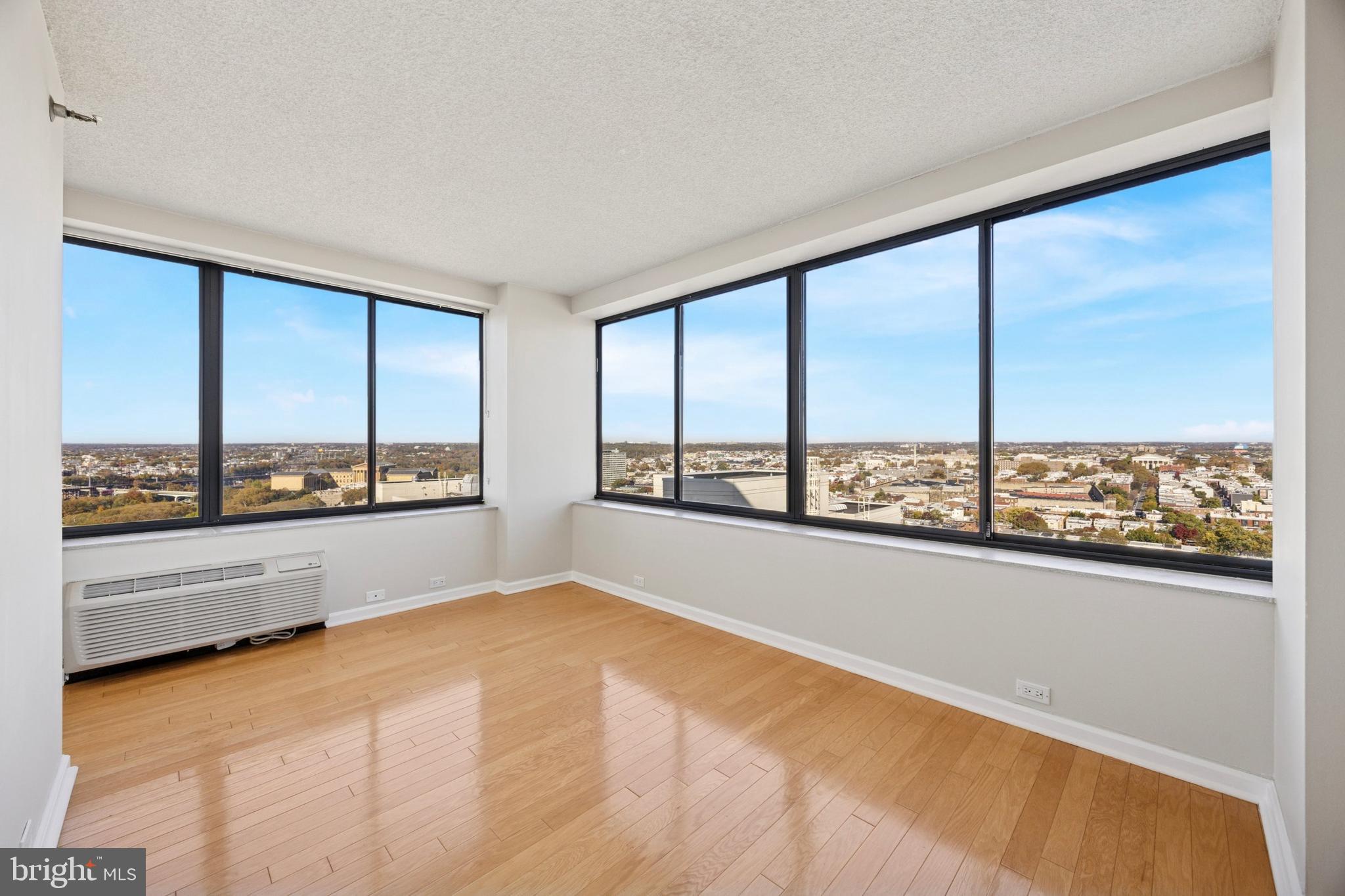 2001 HAMILTON STREET P301