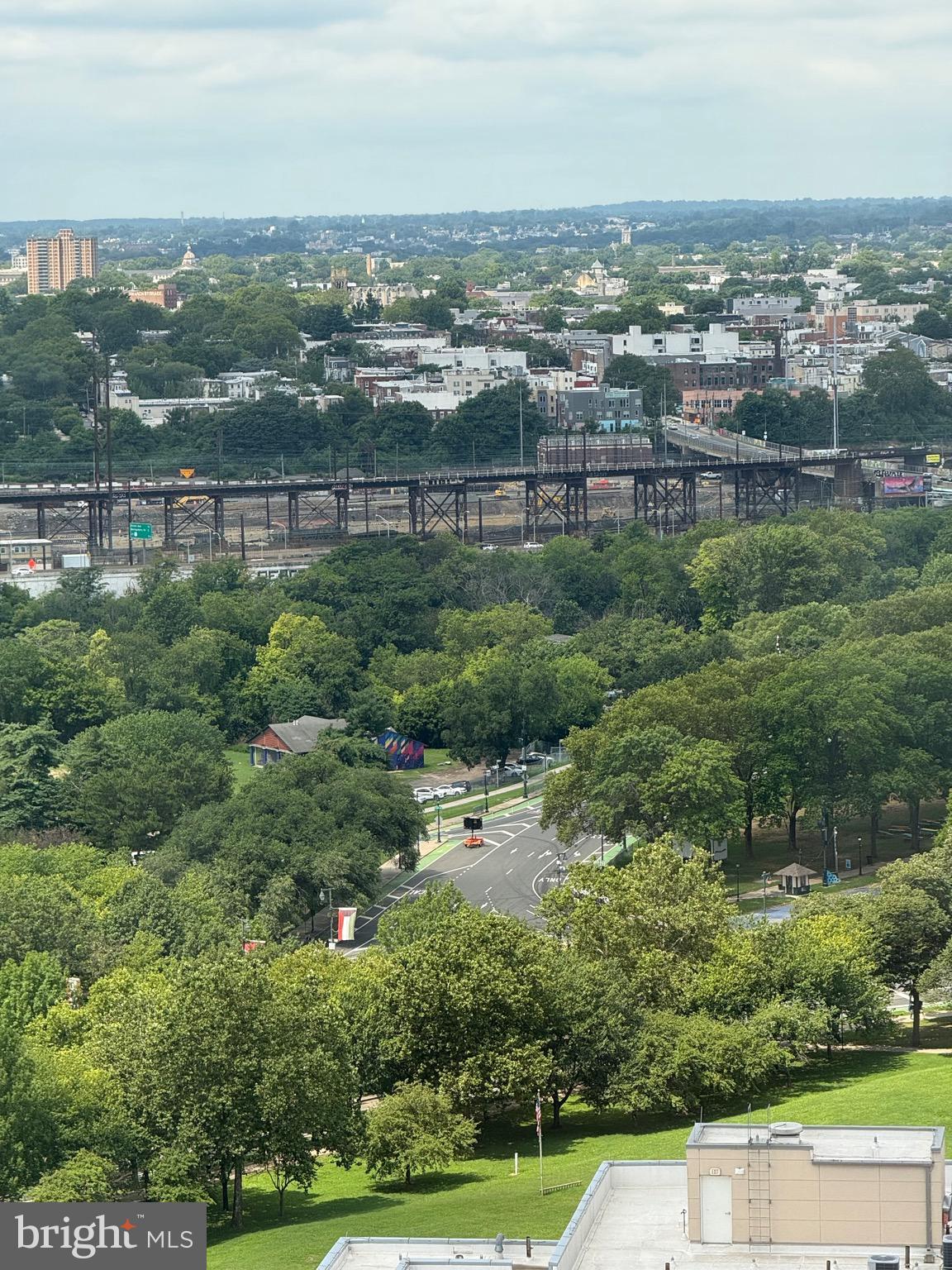 2001 HAMILTON STREET P301