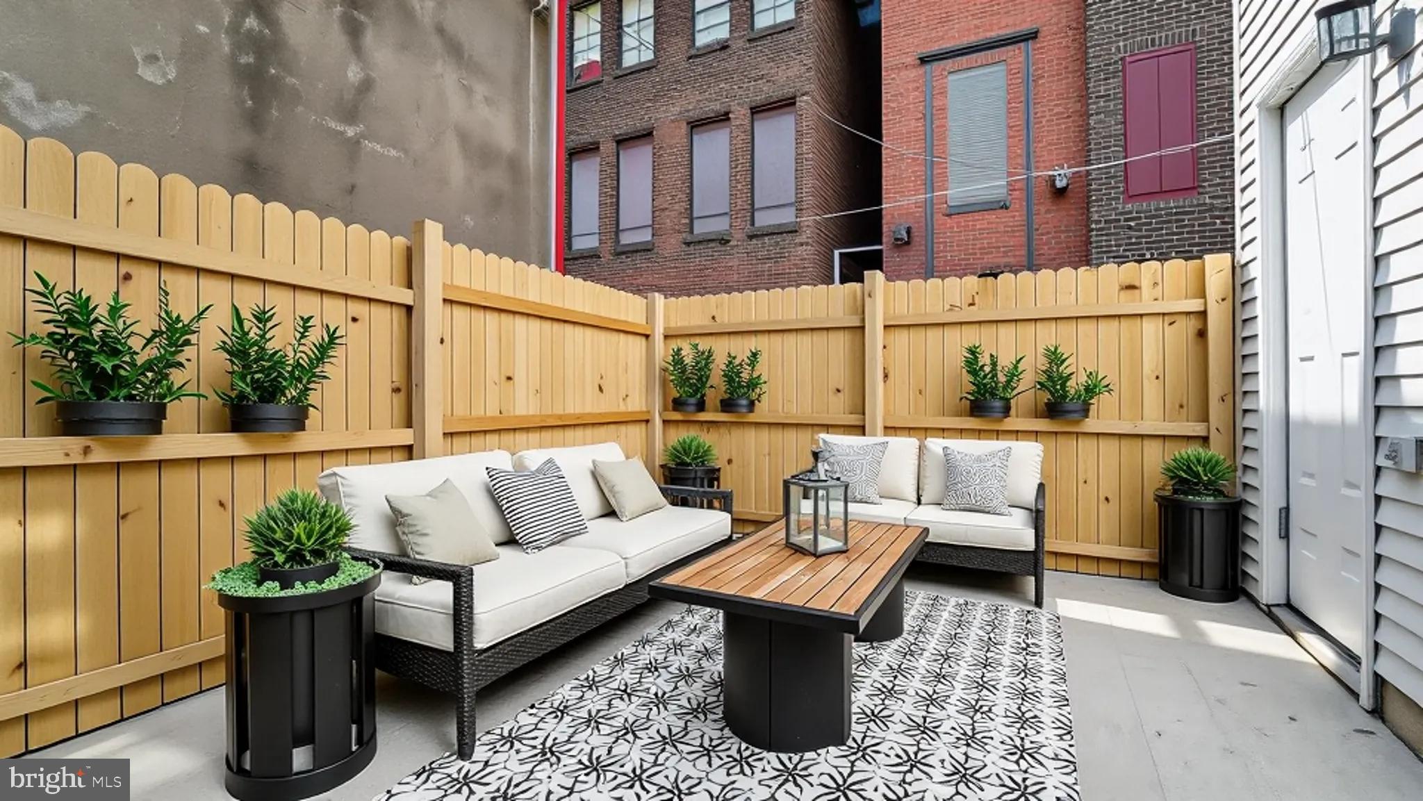 1628 W LEHIGH AVENUE