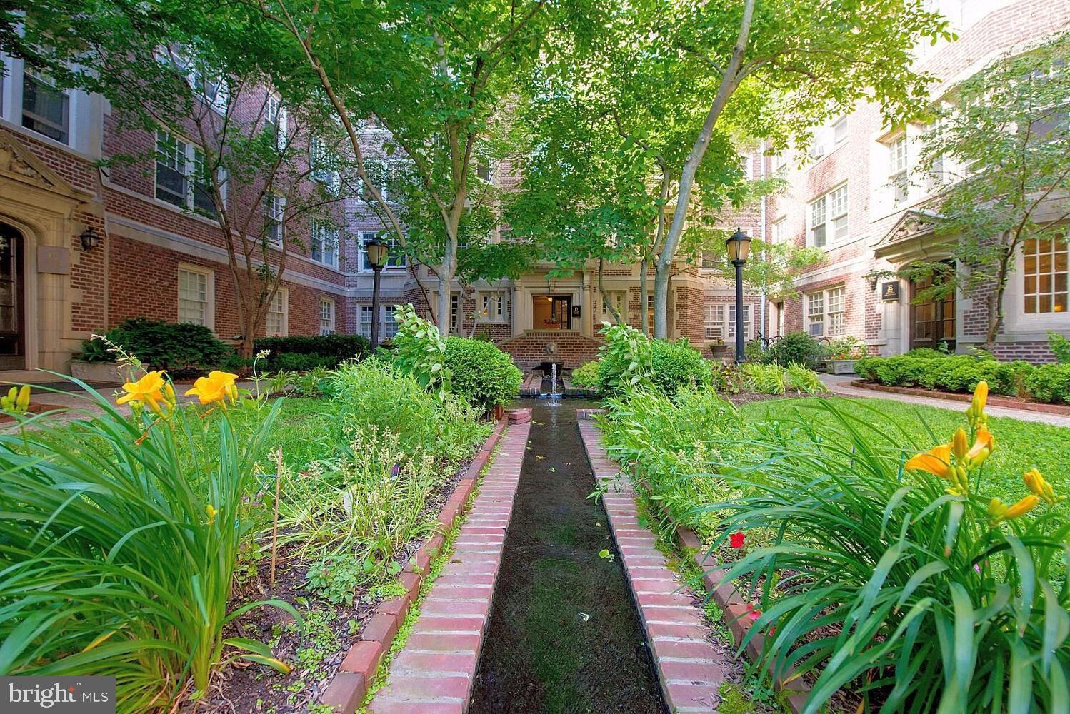 4625 PINE STREET 00 F103