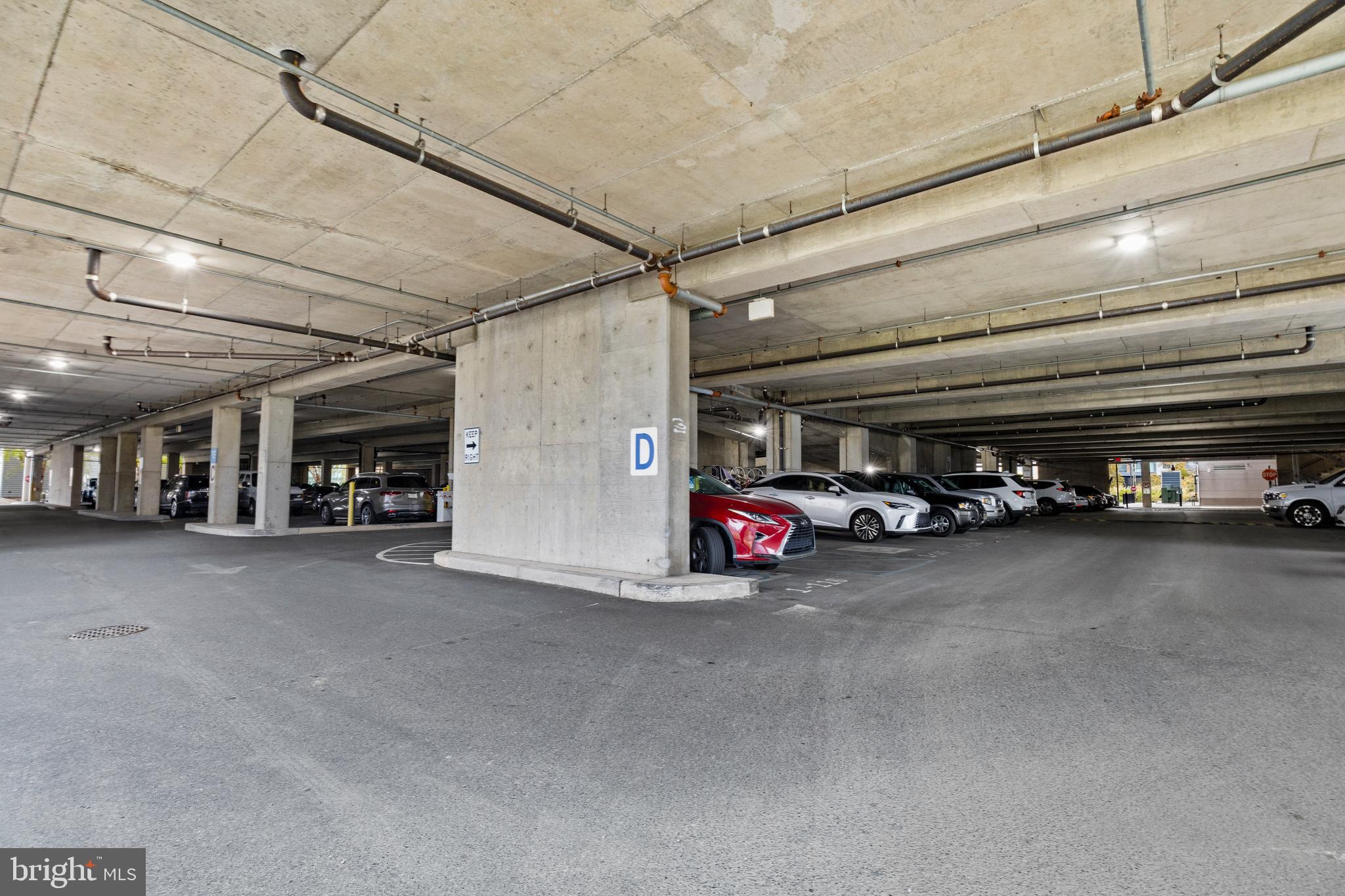 901 N PENN STREET R901