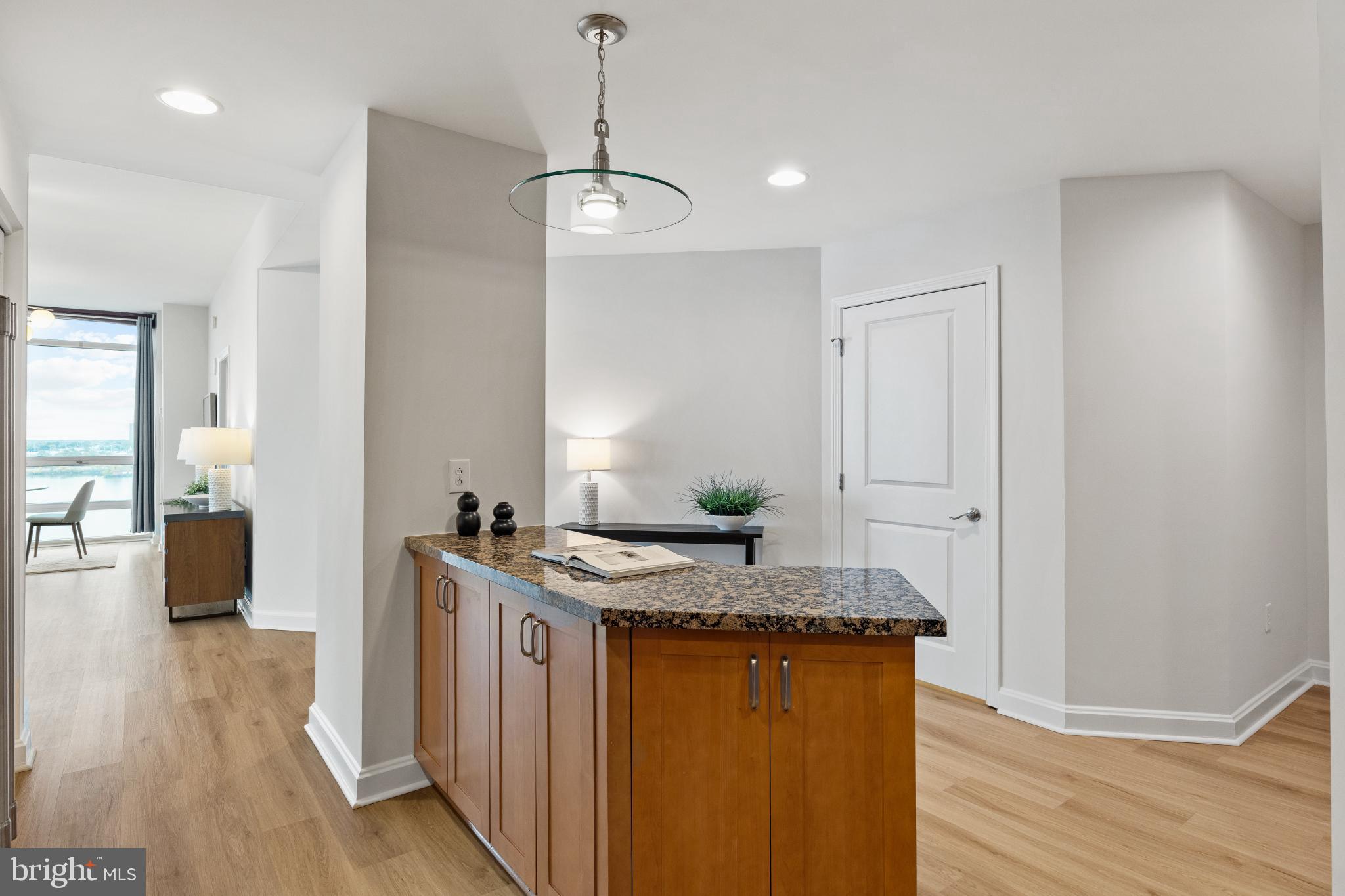 901 N PENN STREET R901