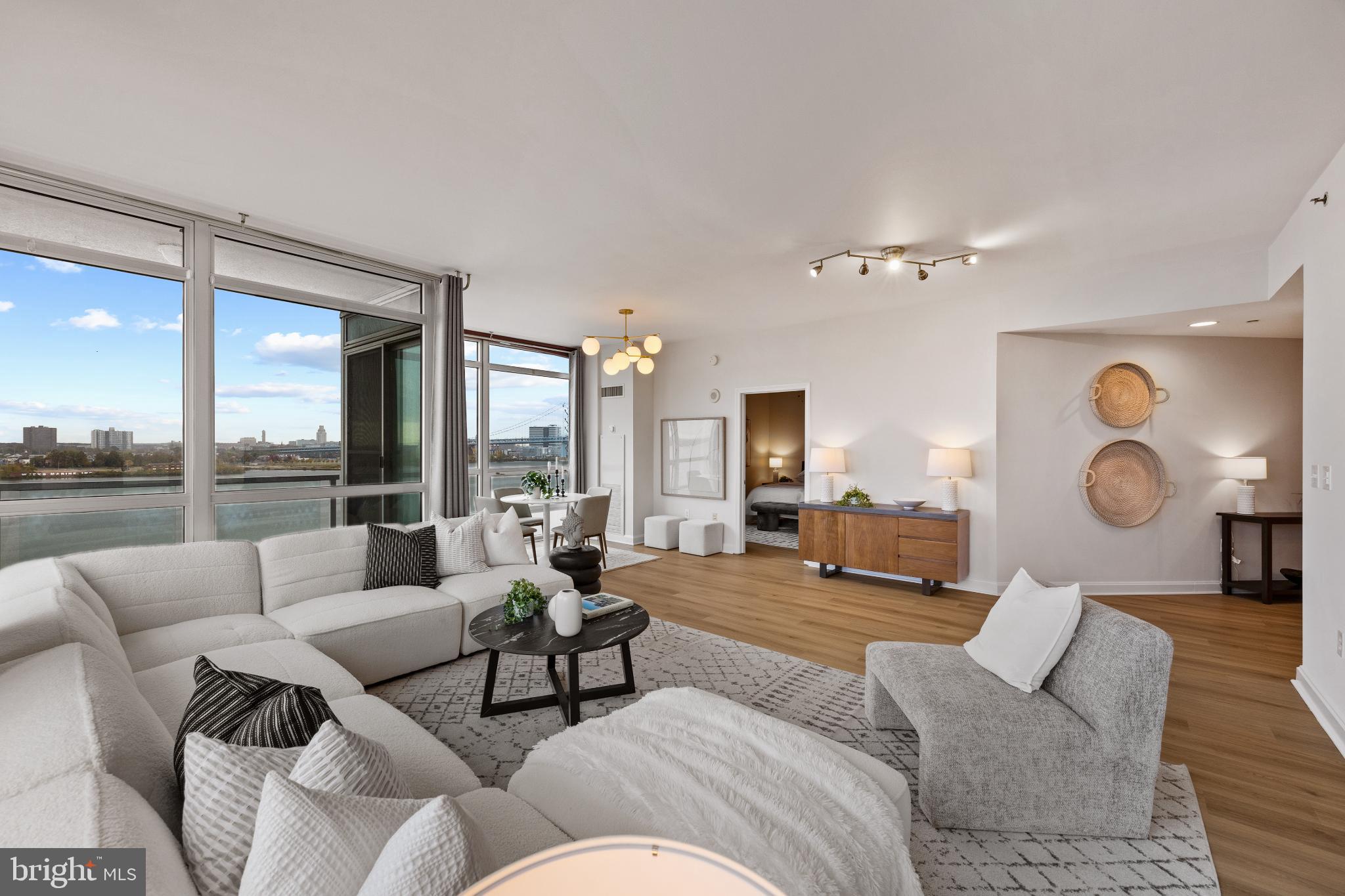 901 N PENN STREET R901