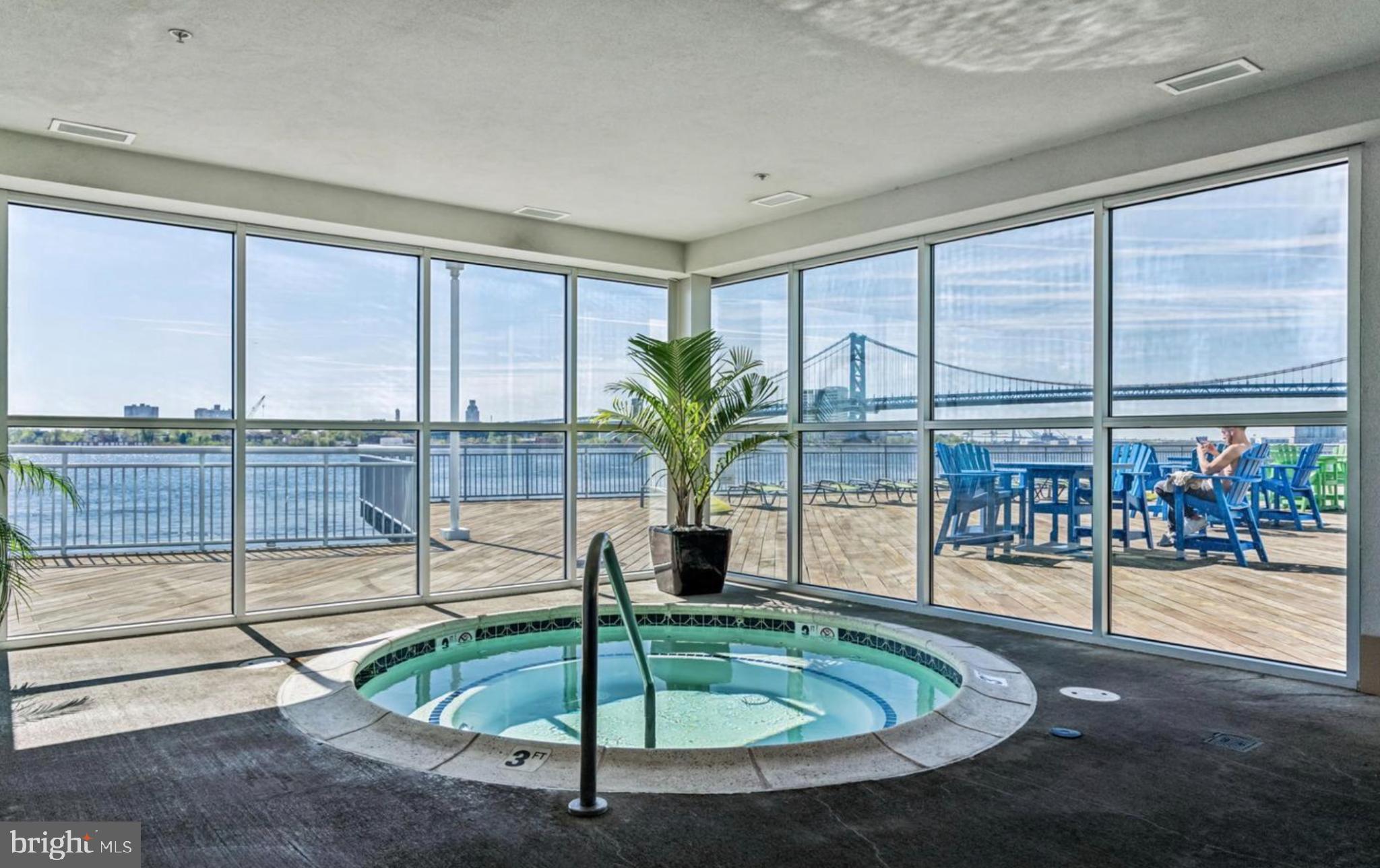 901 N PENN STREET R901