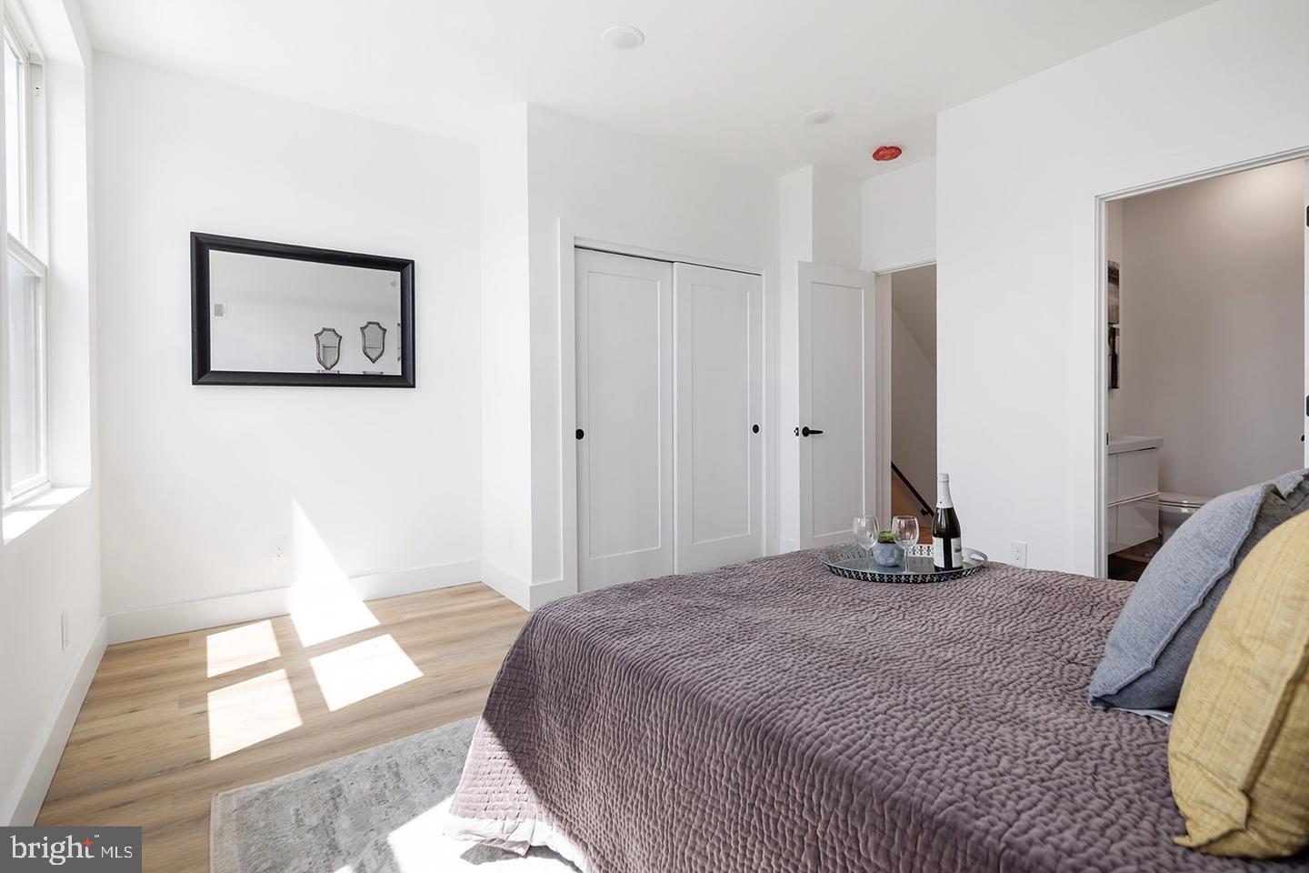 3106 CLIFFORD STREET B