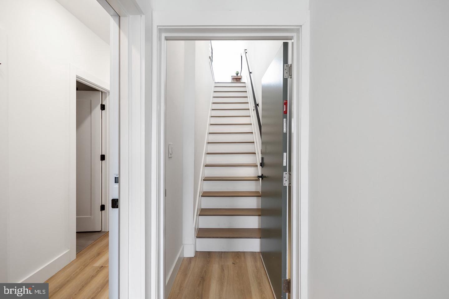 3106 CLIFFORD STREET B