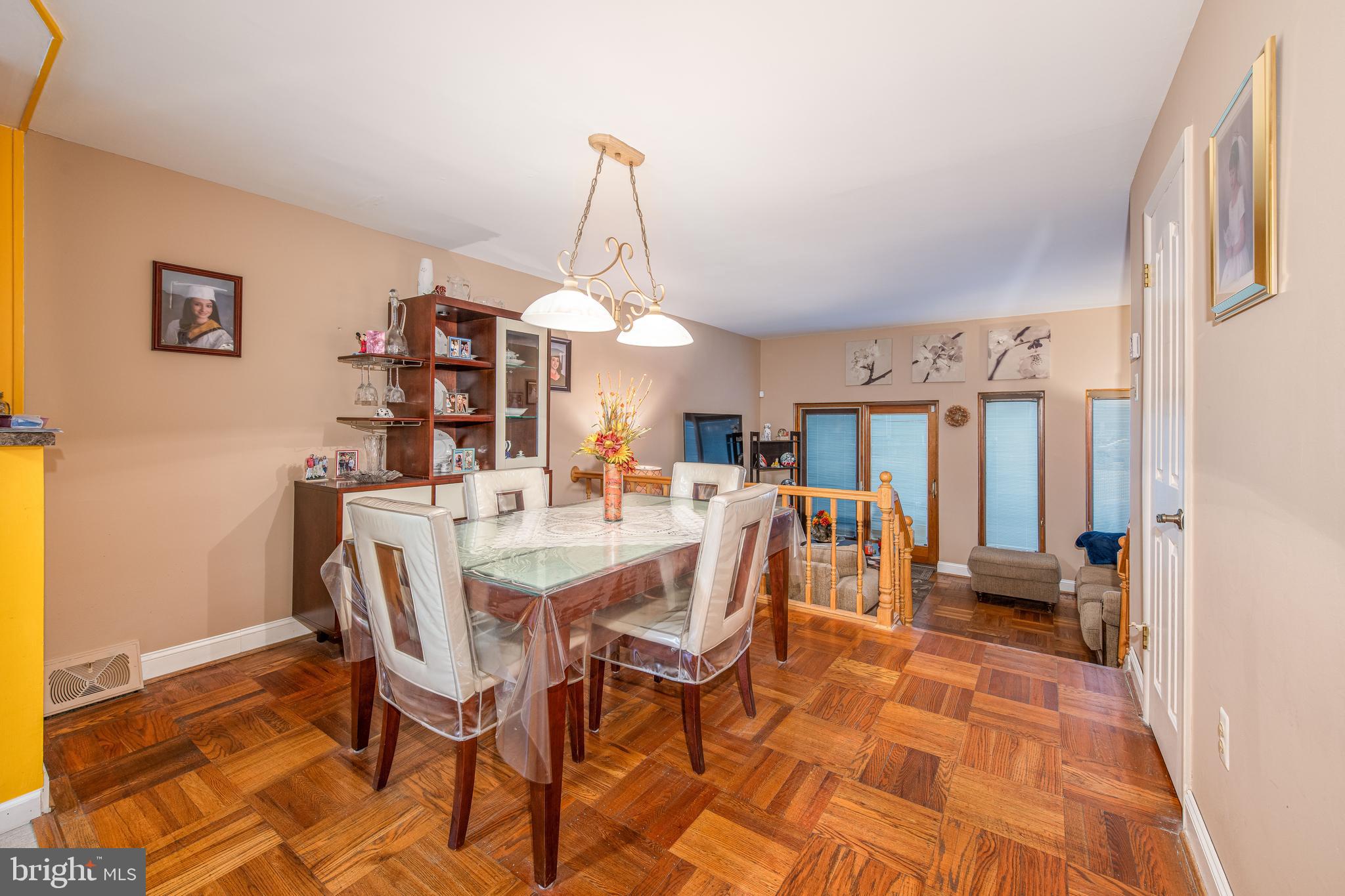 1926 FORRESTAL STREET