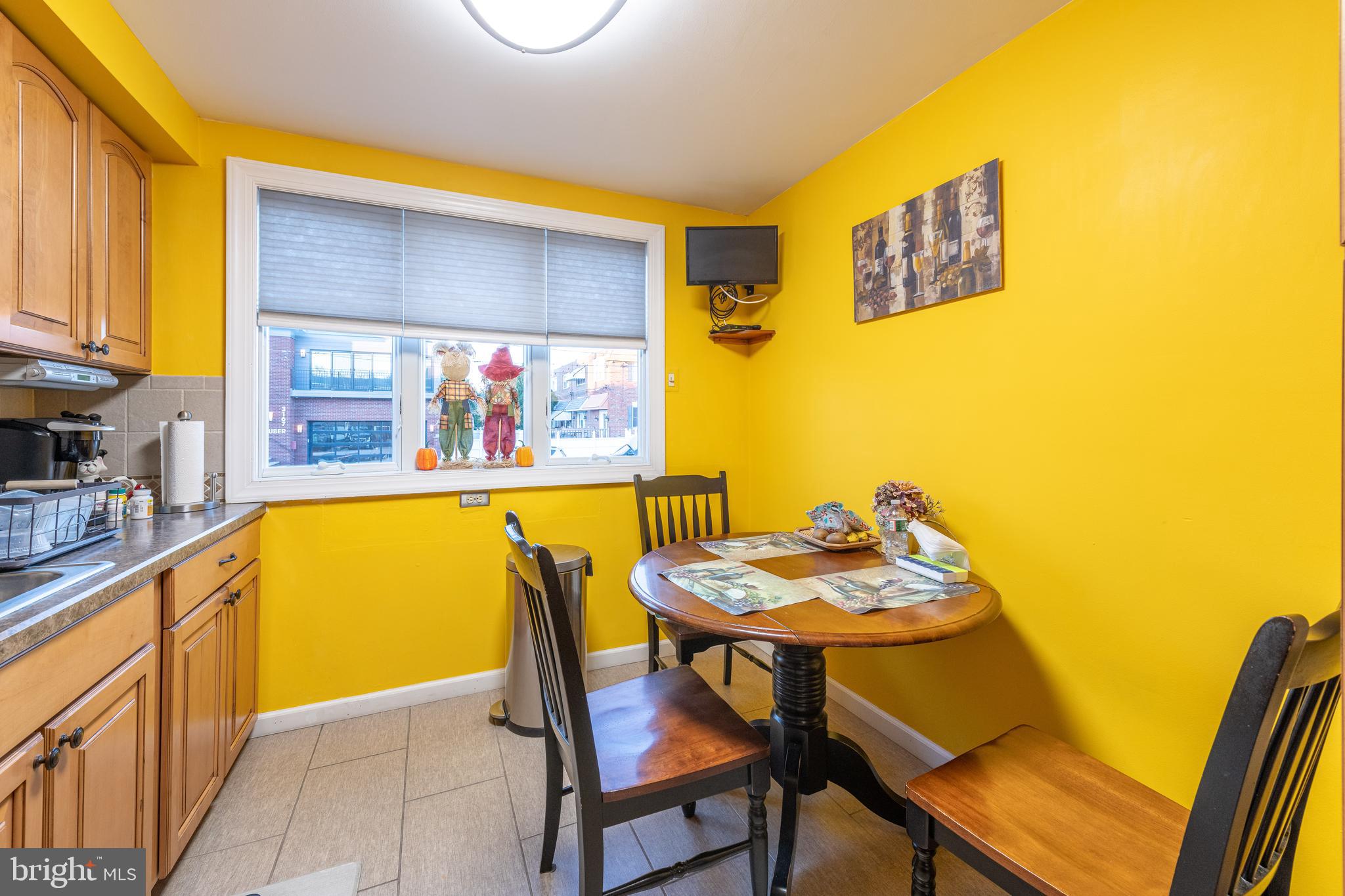 1926 FORRESTAL STREET