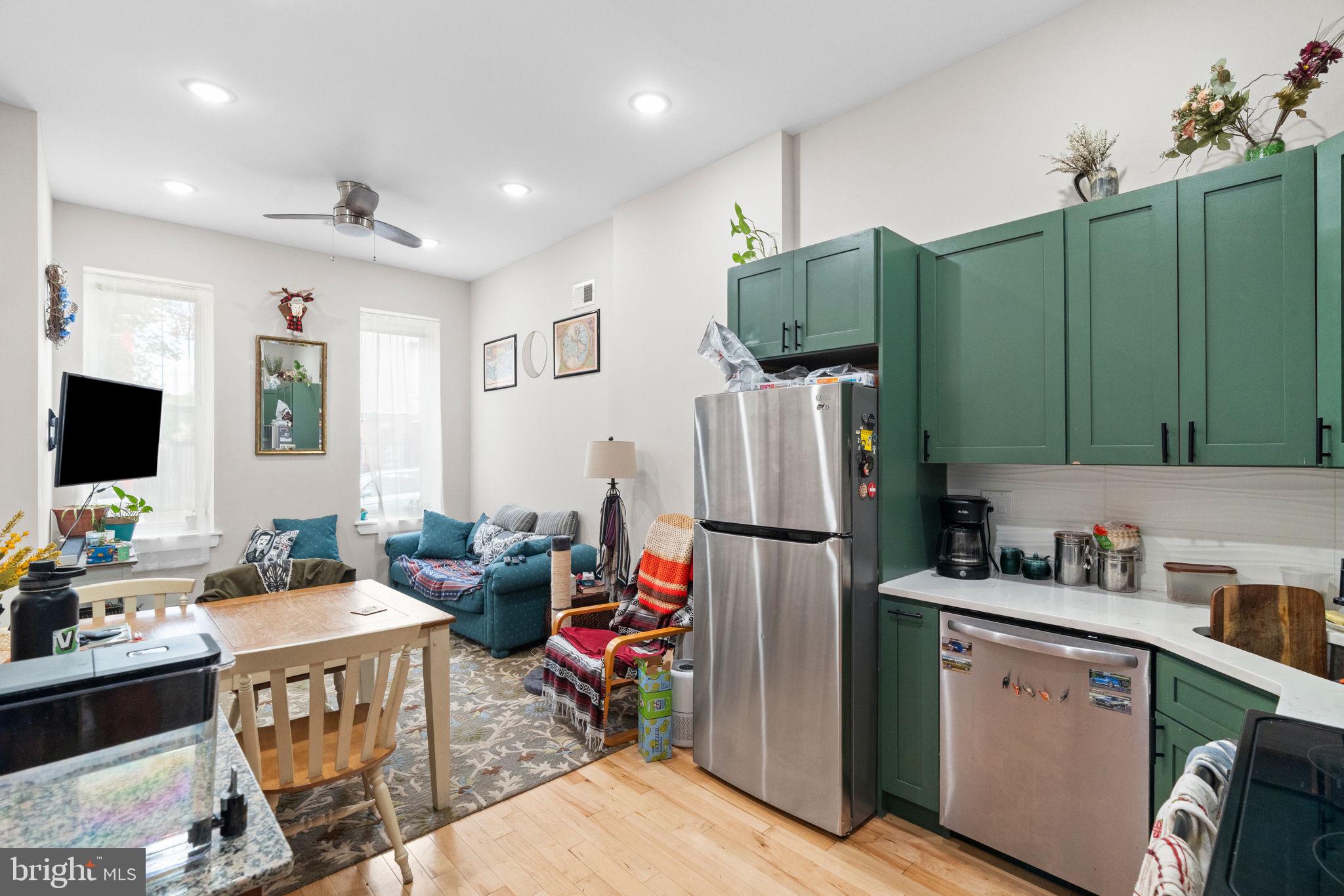 2234 W MASTER STREET 1