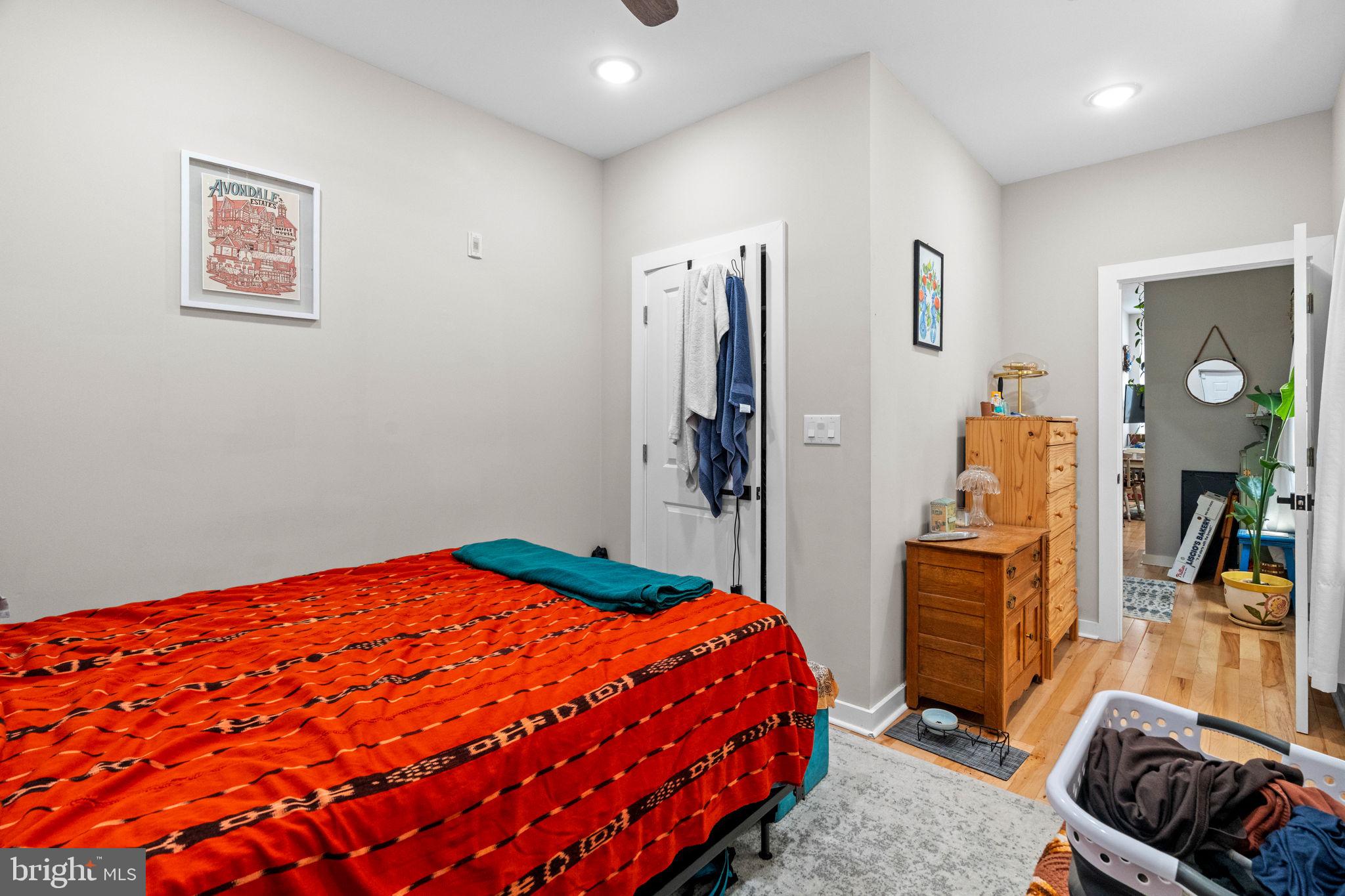 2234 W MASTER STREET 1