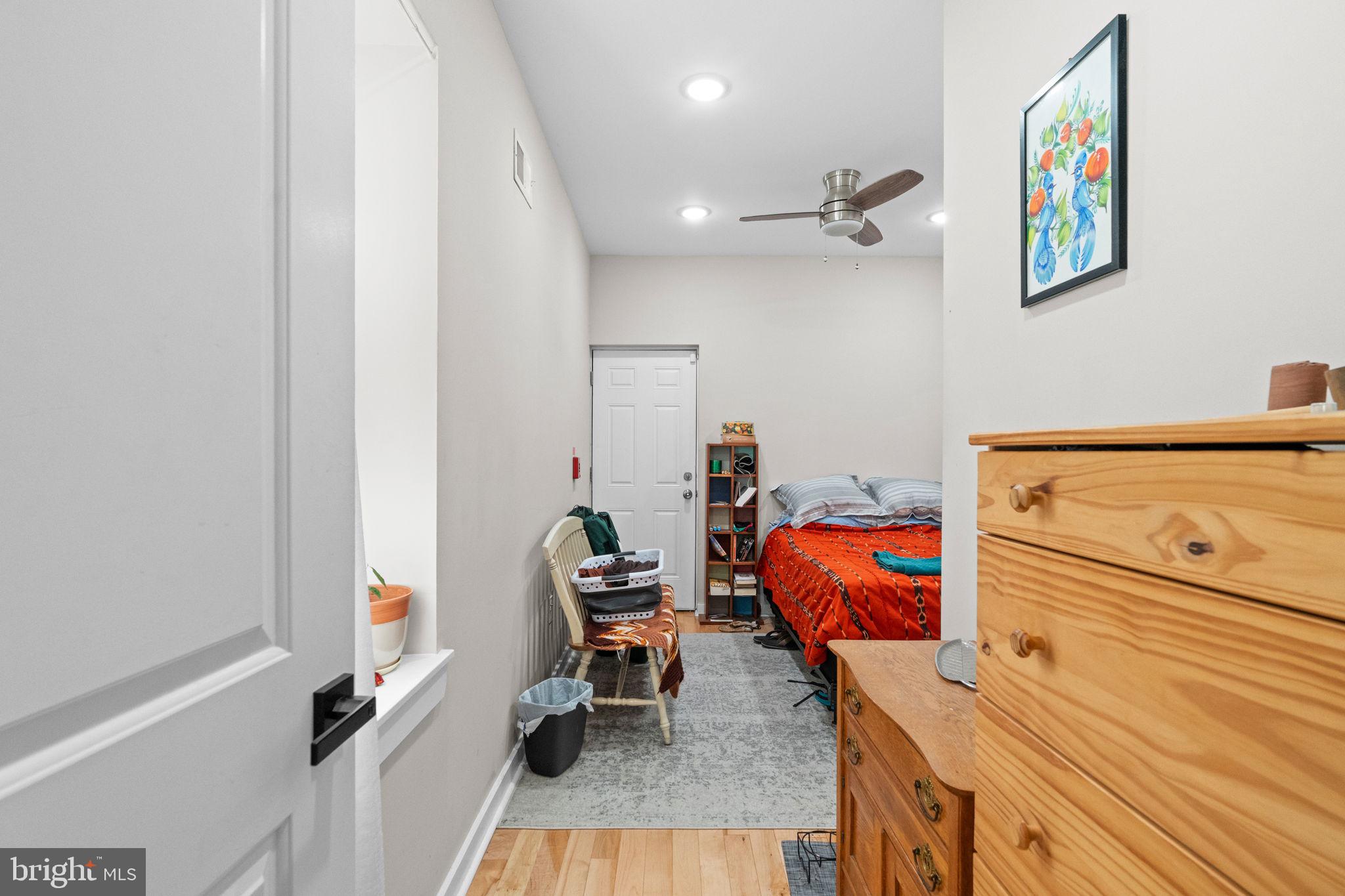 2234 W MASTER STREET 1