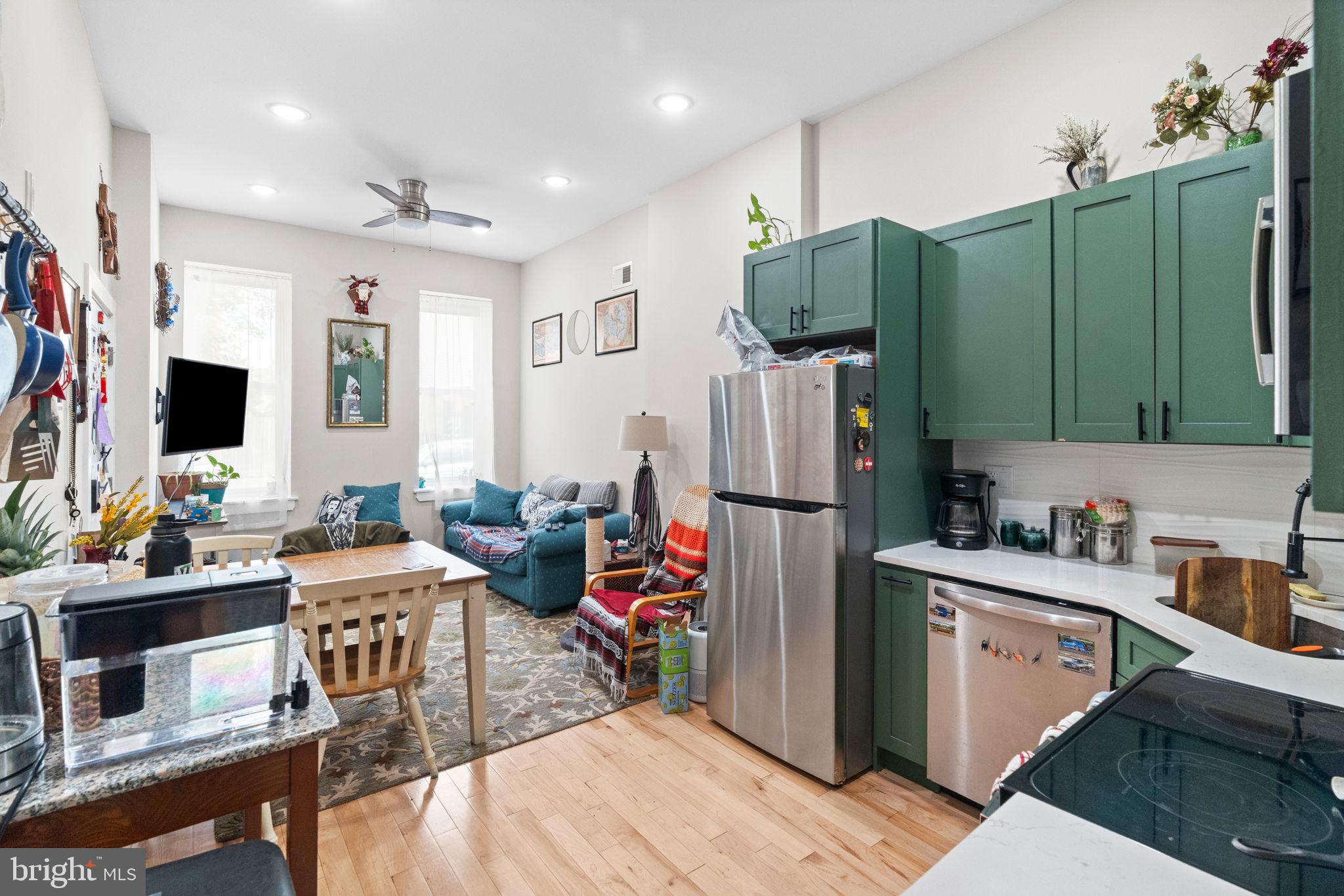 2234 W MASTER STREET 1