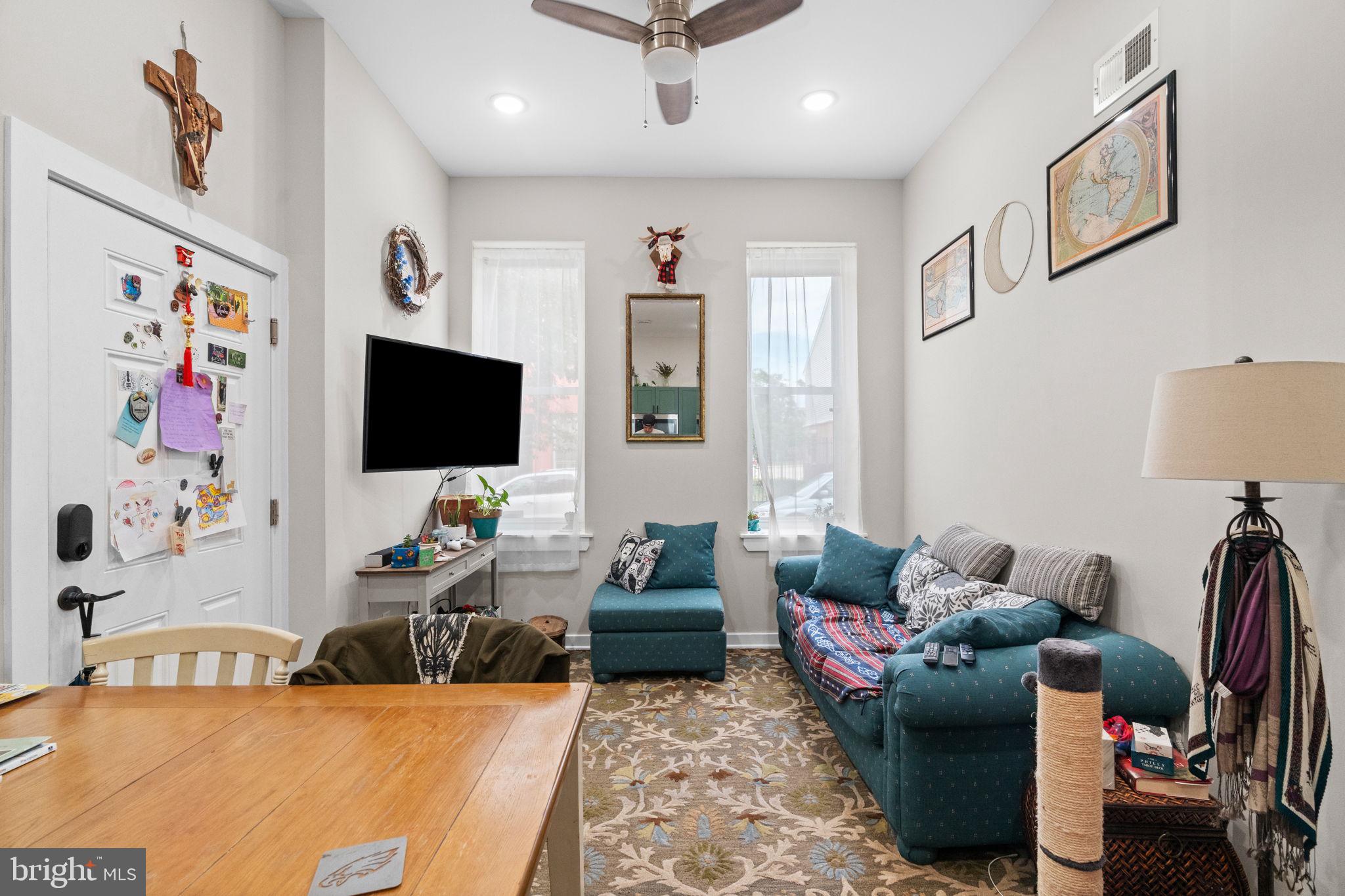 2234 W MASTER STREET 1