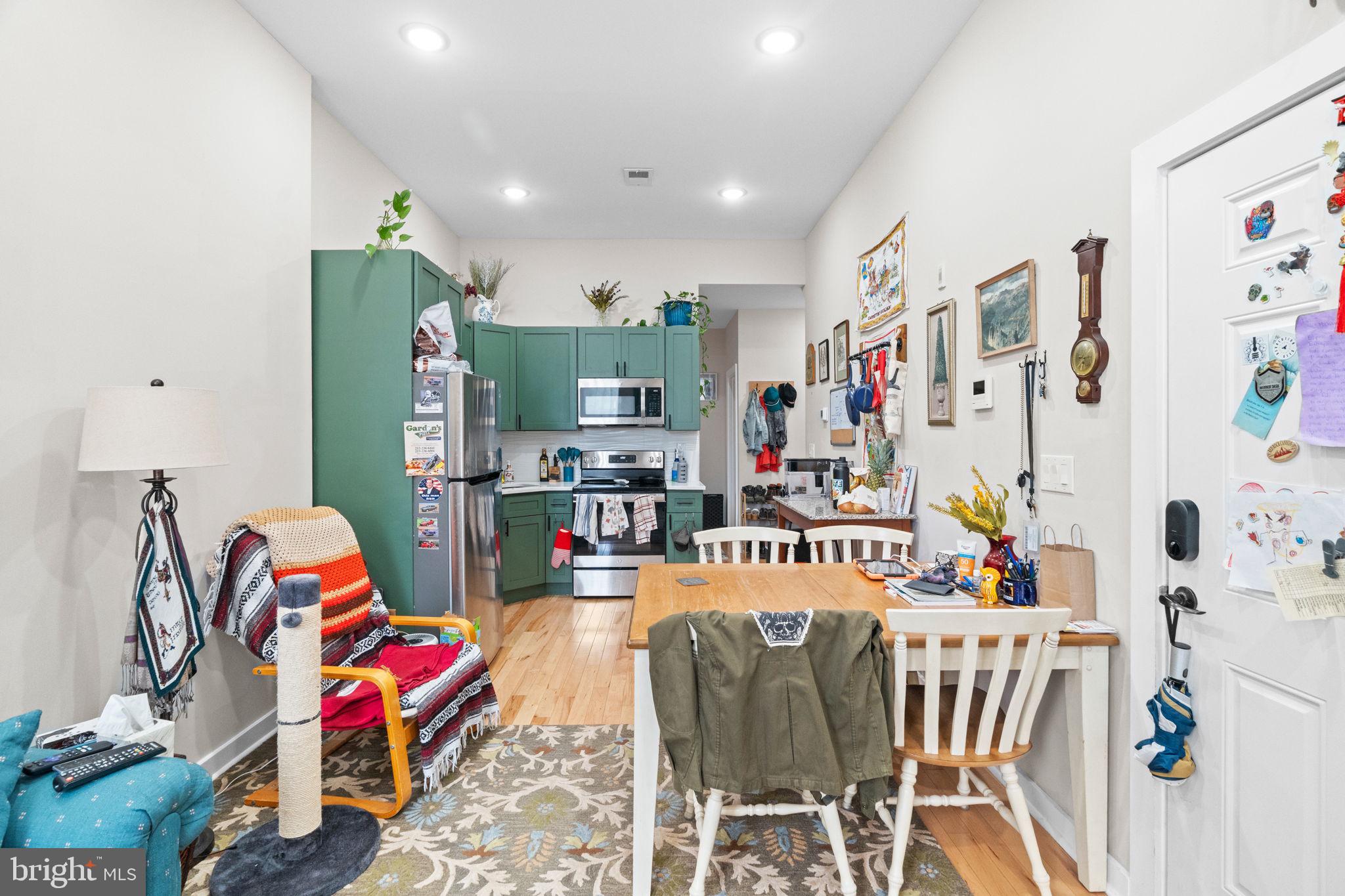 2234 W MASTER STREET 1