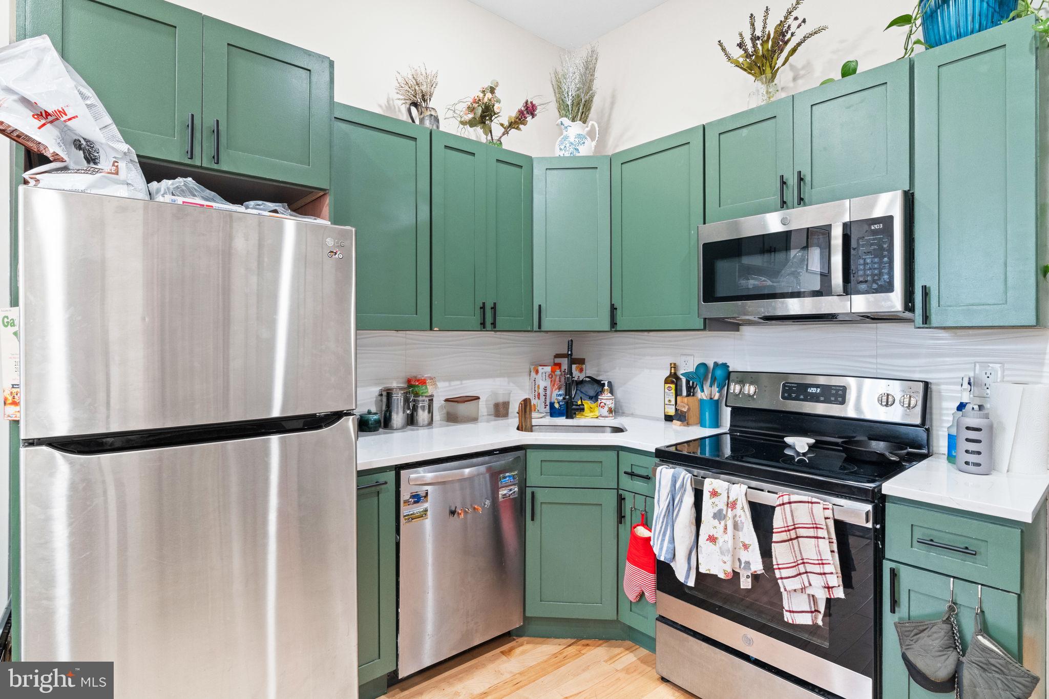 2234 W MASTER STREET 1