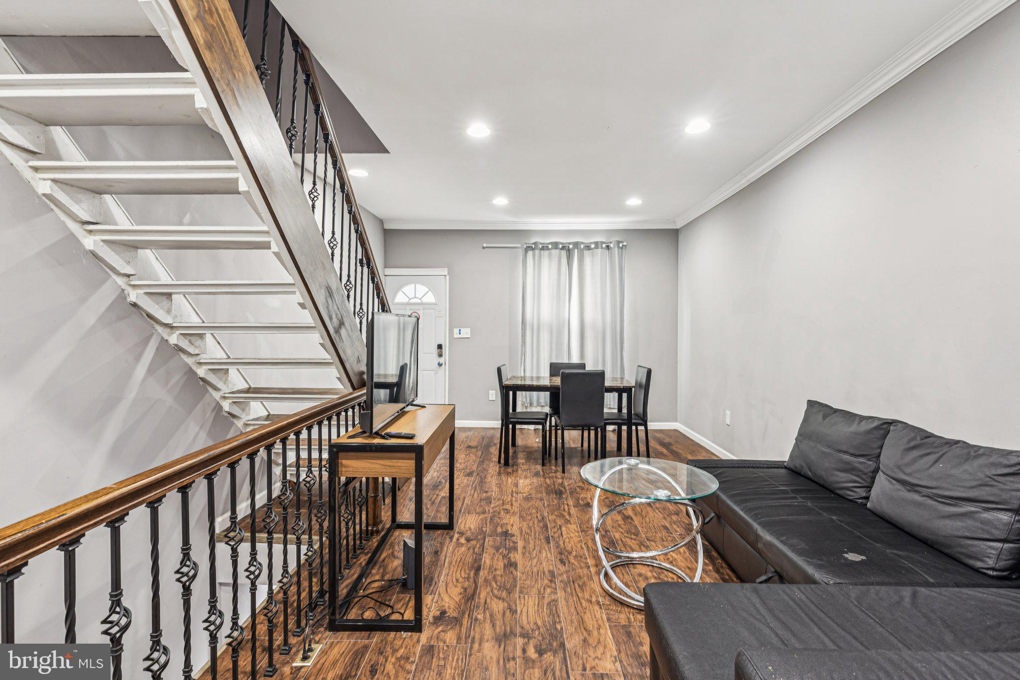 722 N SHEDWICK STREET