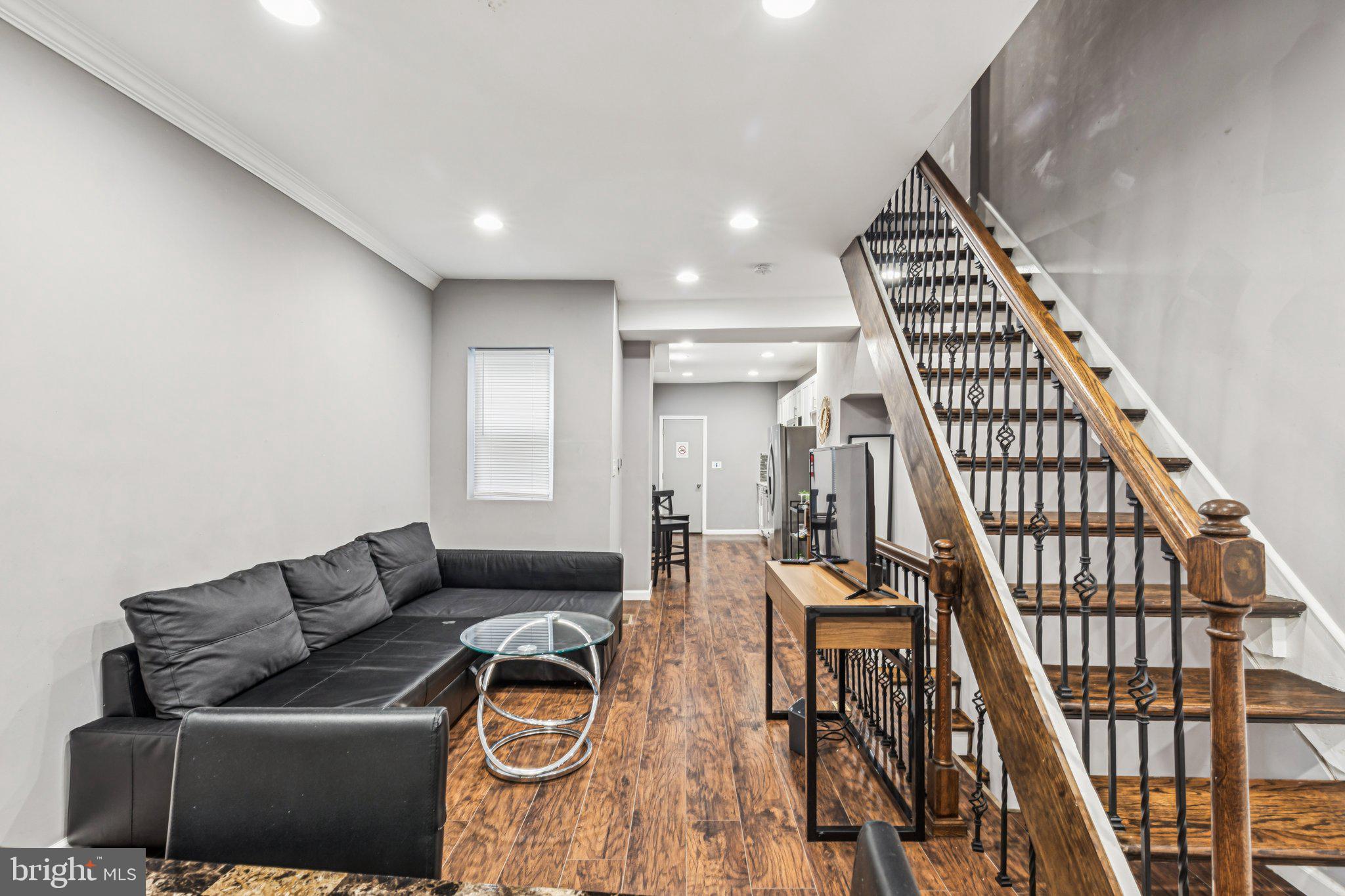 722 N SHEDWICK STREET