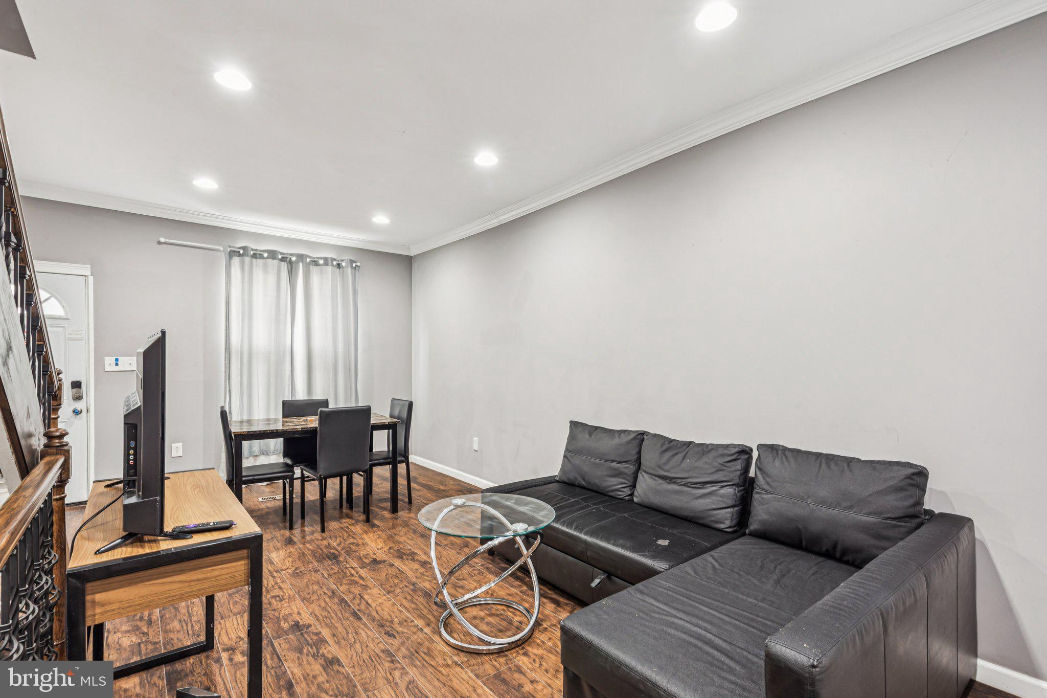 722 N SHEDWICK STREET