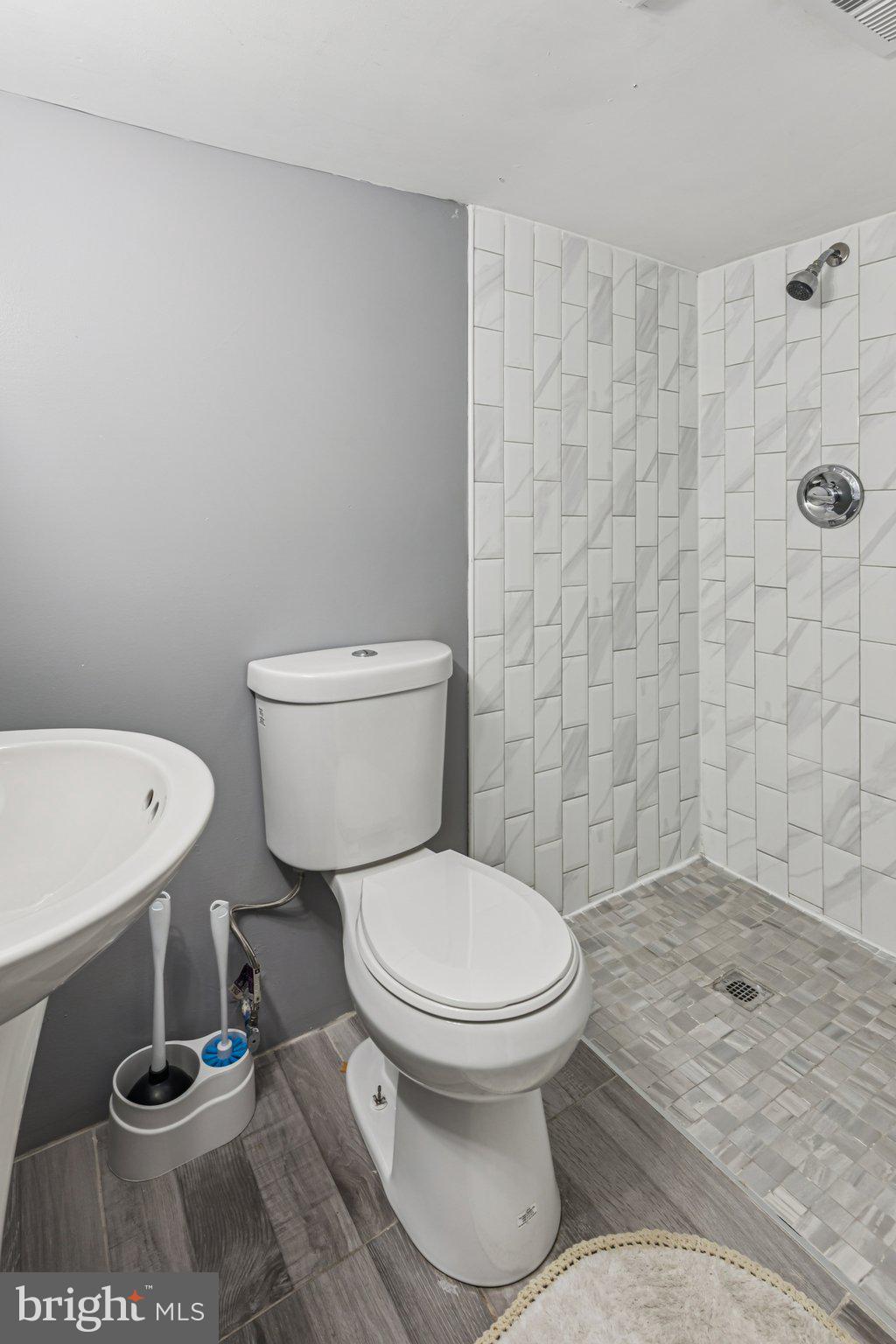 722 N SHEDWICK STREET