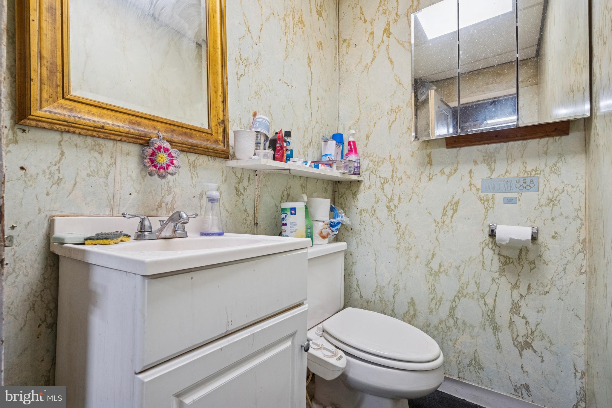 4029, 4031, 4033 LANCASTER AVENUE