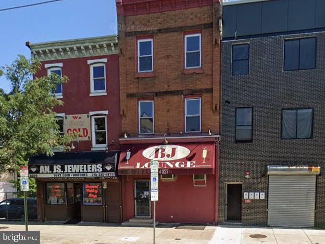 4029, 4031, 4033 LANCASTER AVENUE