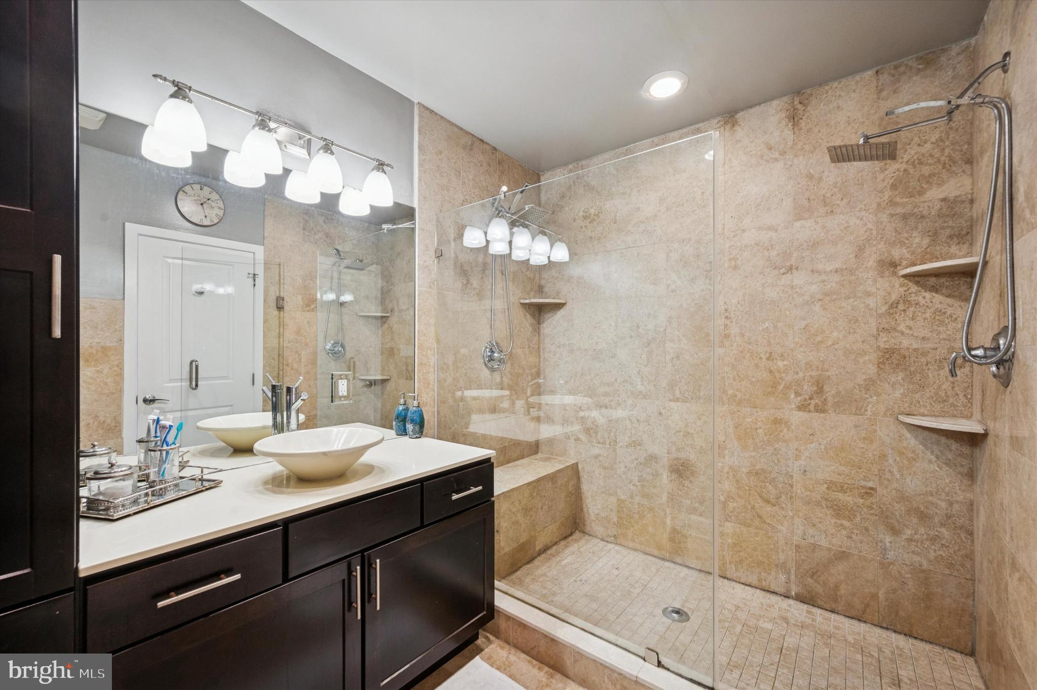 1008 S BOUVIER STREET