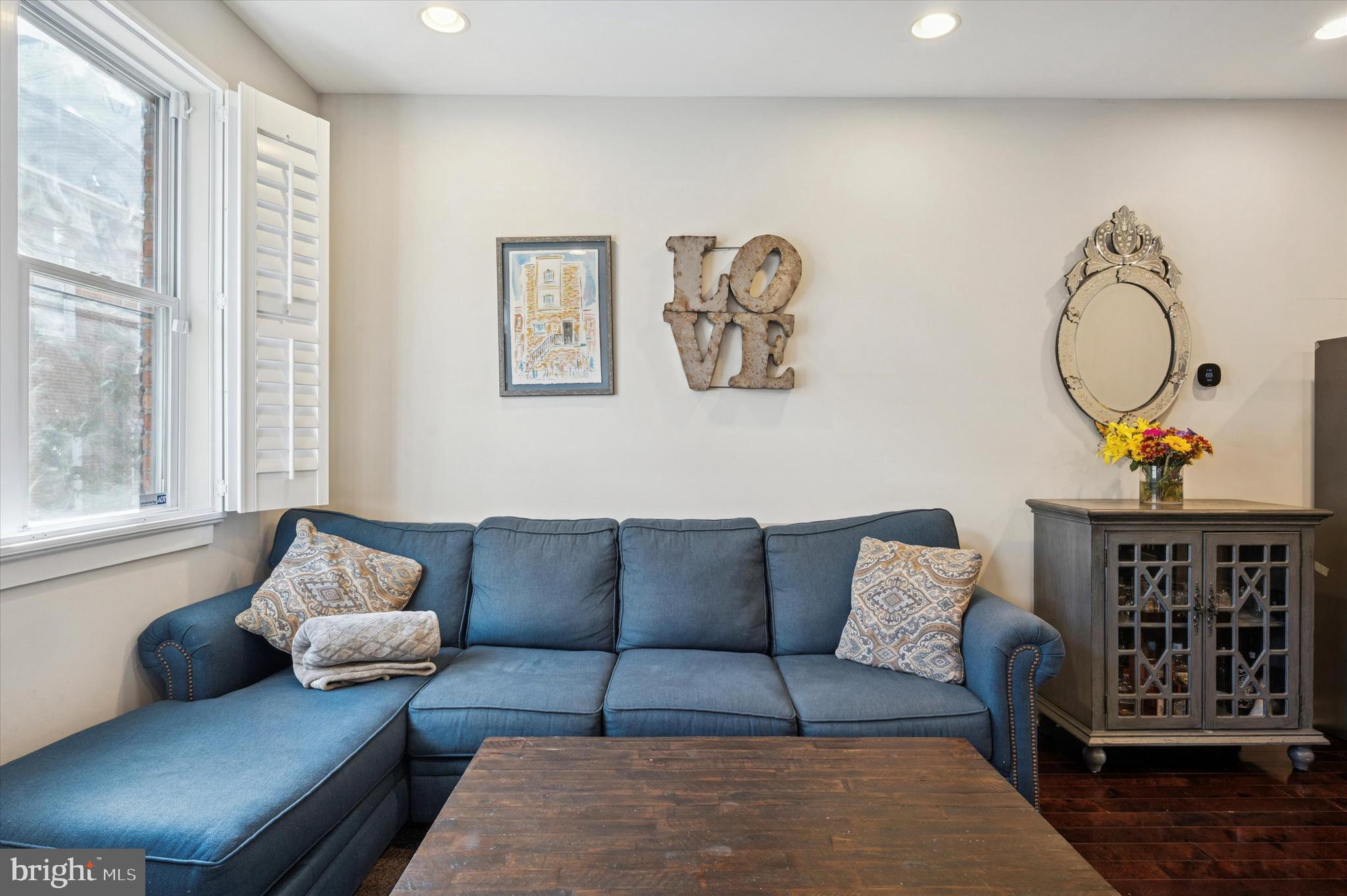 1008 S BOUVIER STREET