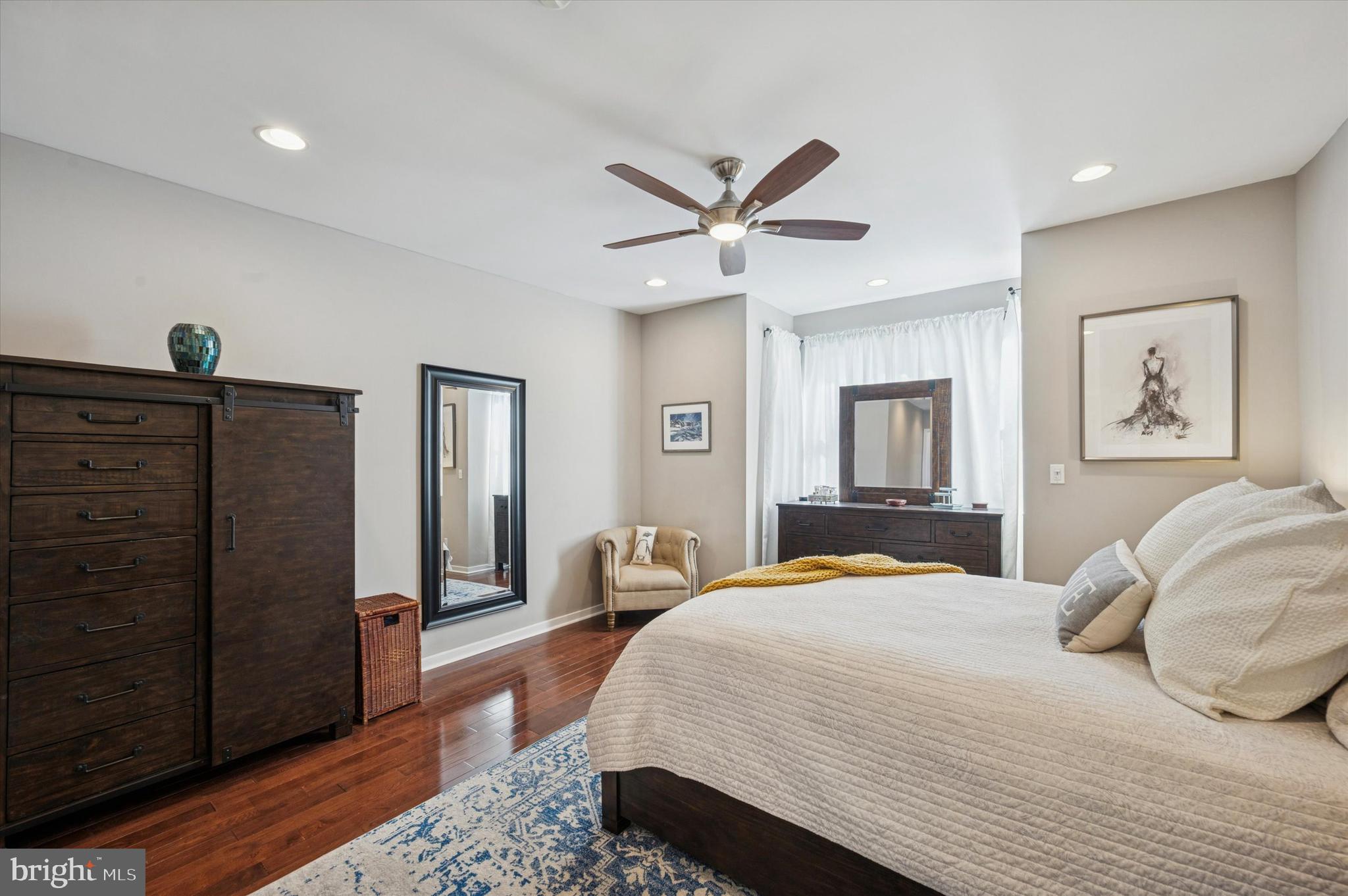 1008 S BOUVIER STREET