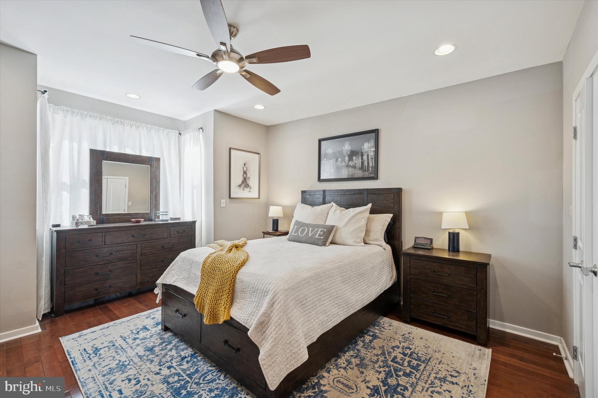 1008 S BOUVIER STREET