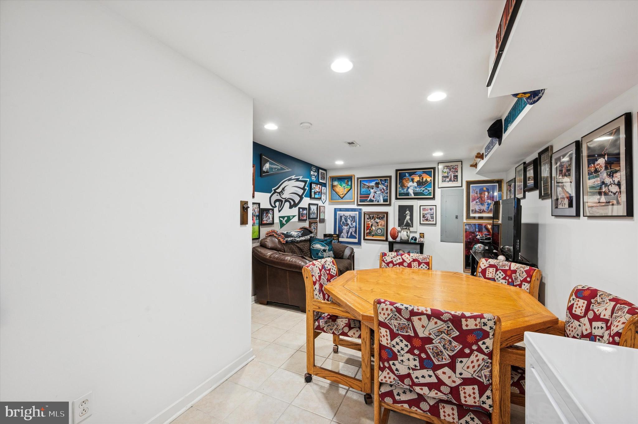 1008 S BOUVIER STREET