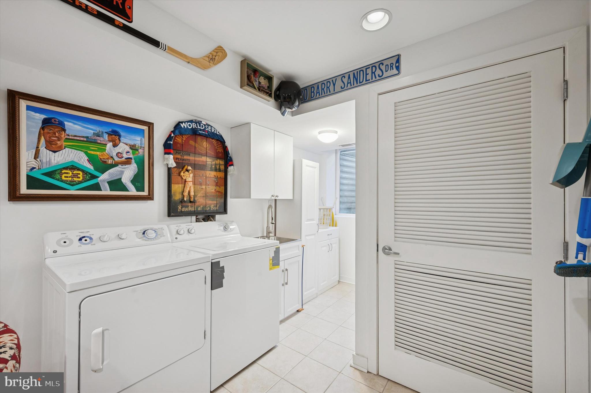 1008 S BOUVIER STREET