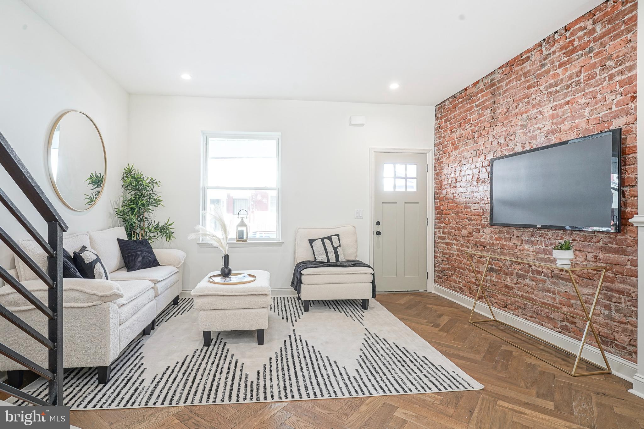 5224 DELANCEY STREET