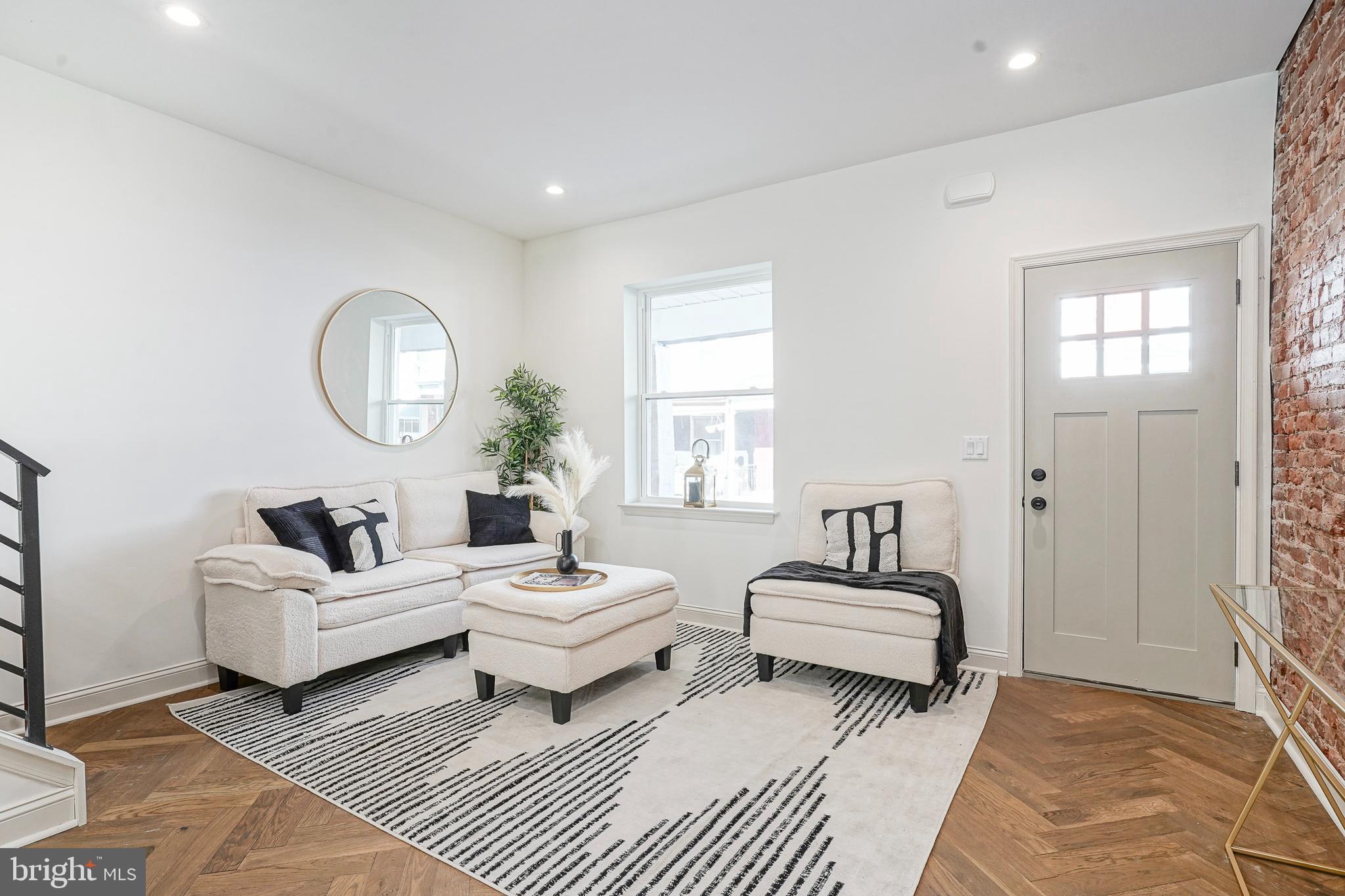 5224 DELANCEY STREET