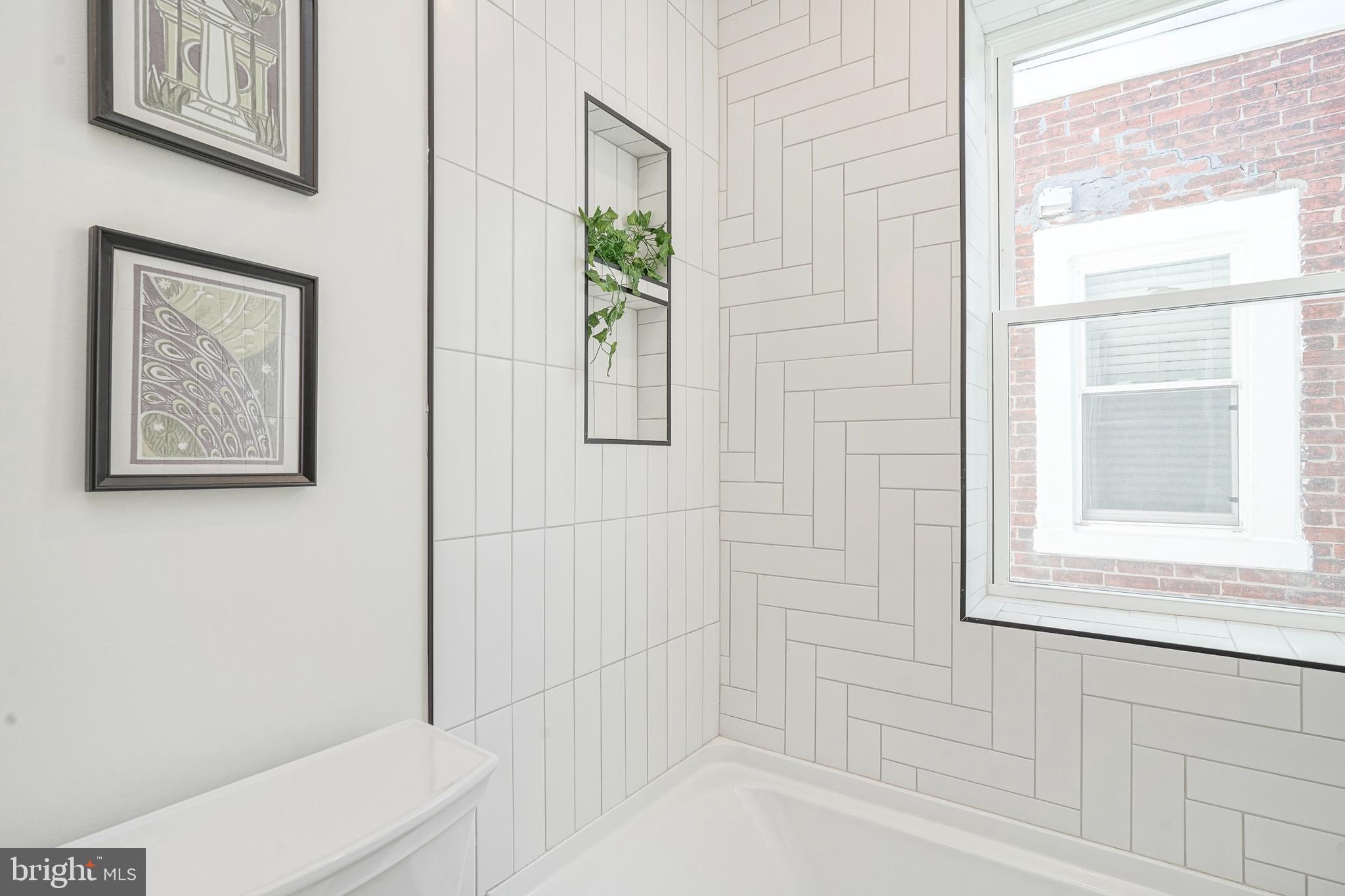 5224 DELANCEY STREET