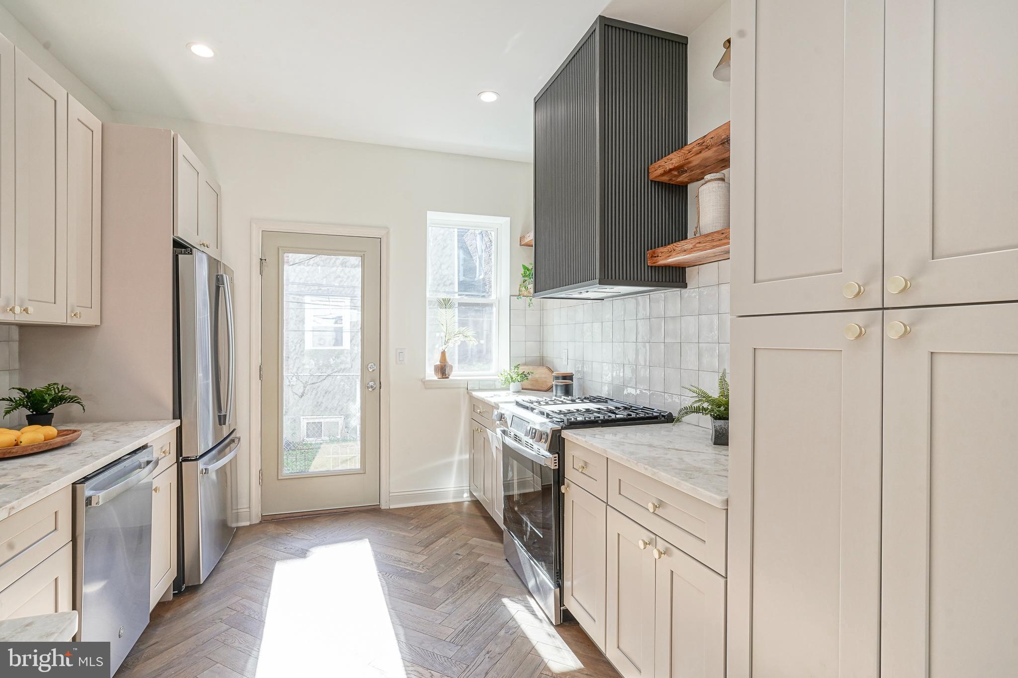 5224 DELANCEY STREET