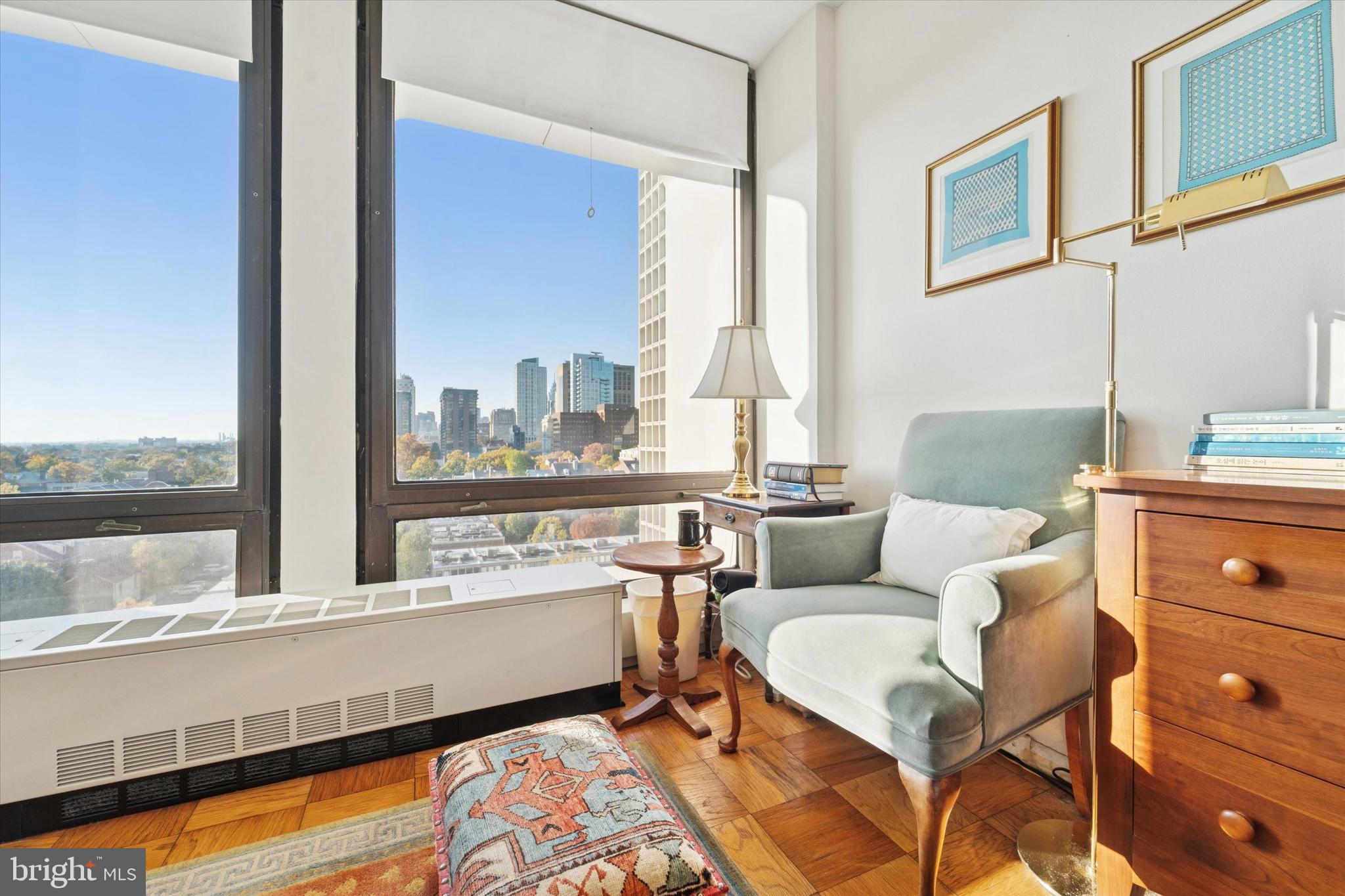 220 LOCUST STREET 9HS