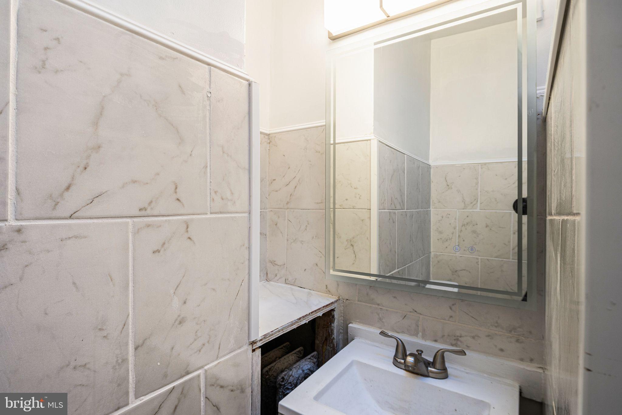 5717 PEMBERTON STREET