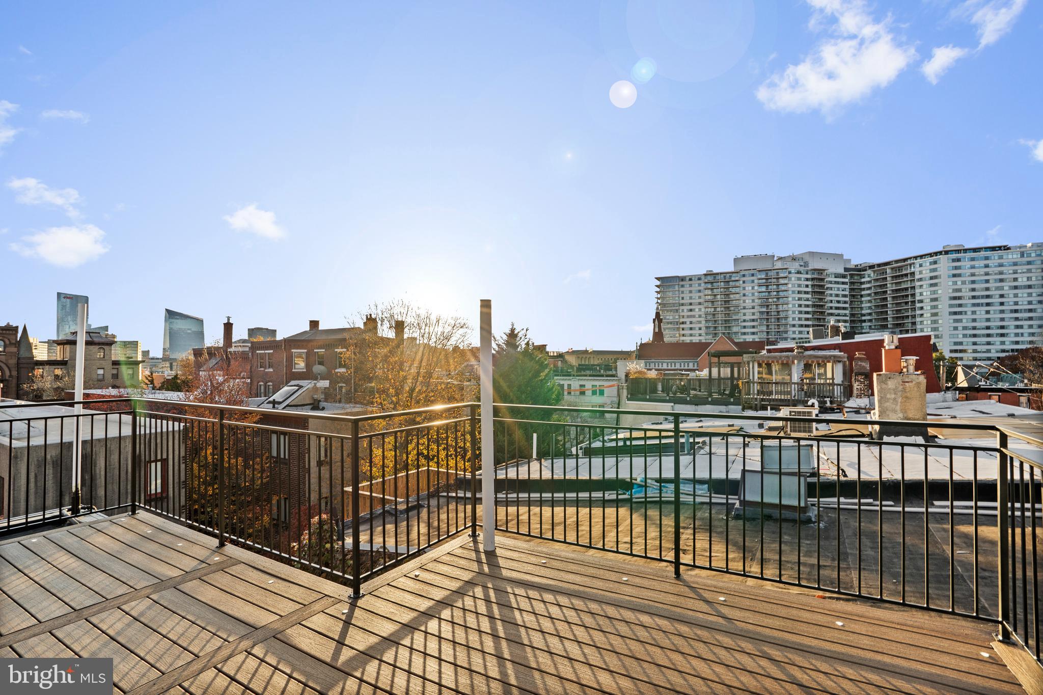 2214 MOUNT VERNON STREET