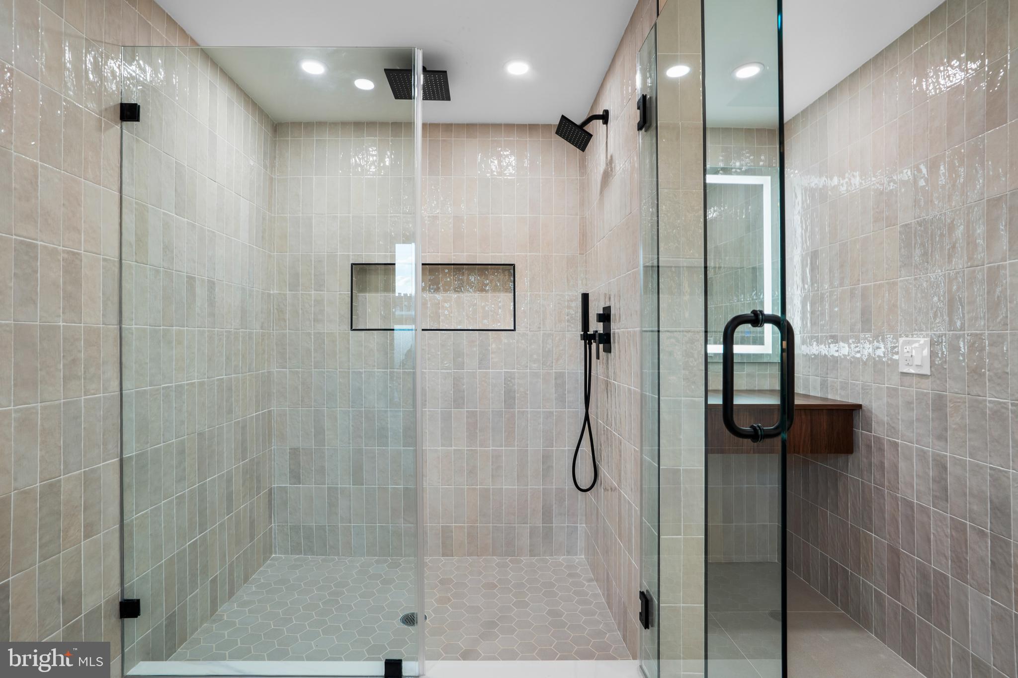 2214 MOUNT VERNON STREET