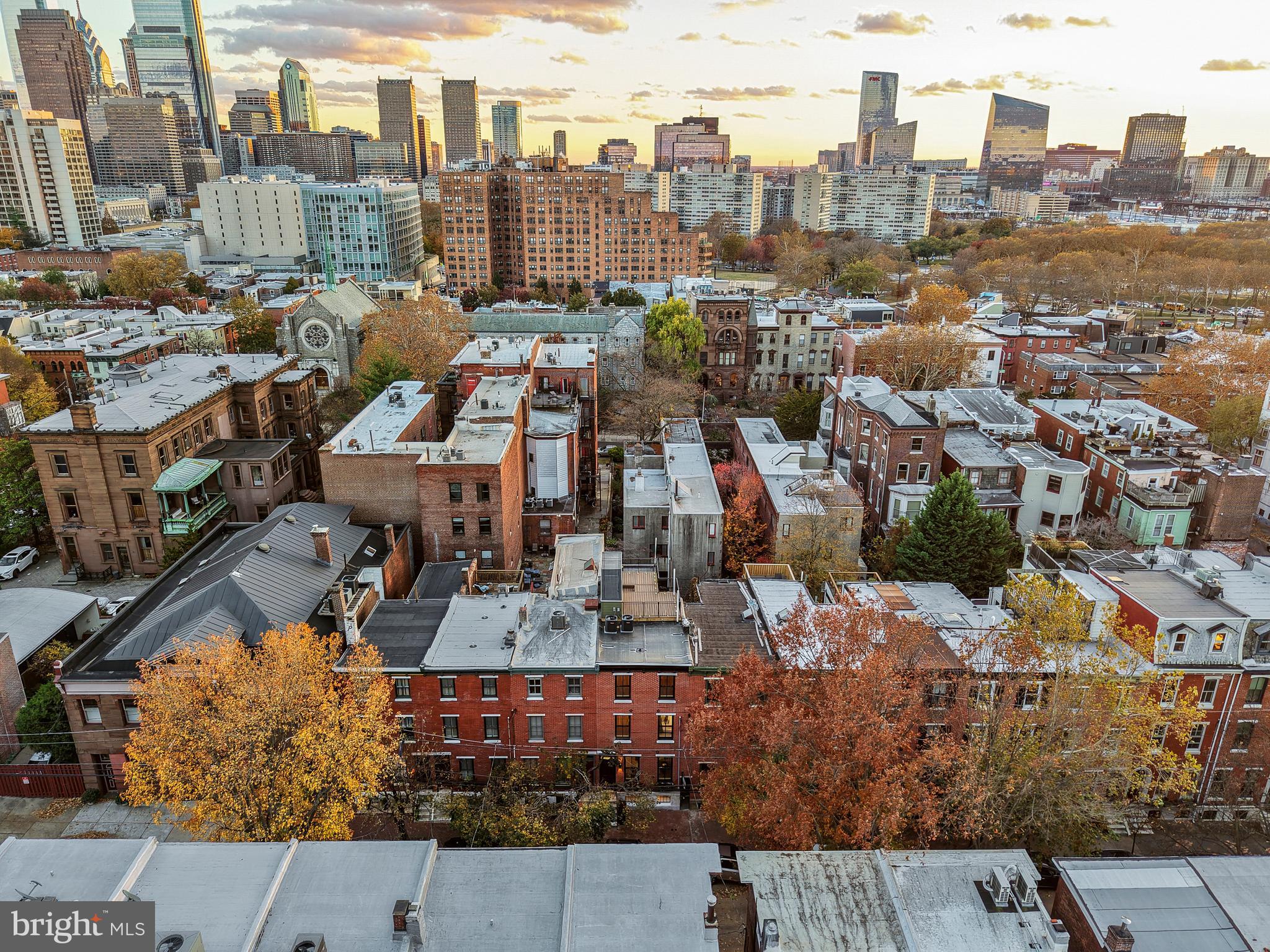 2214 MOUNT VERNON STREET