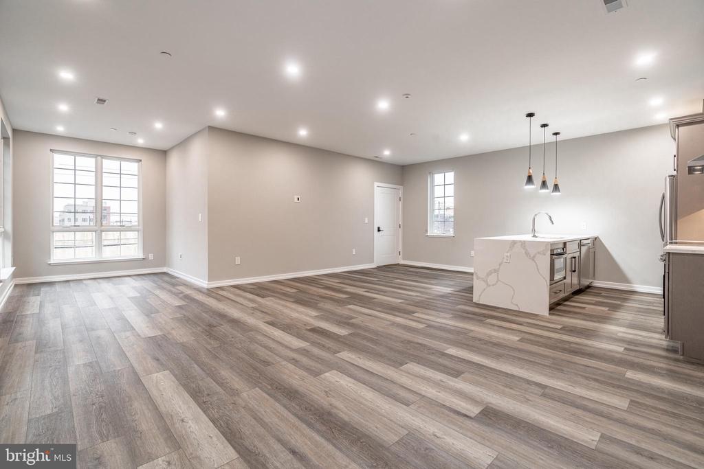 2412 INNOVATOR WAY