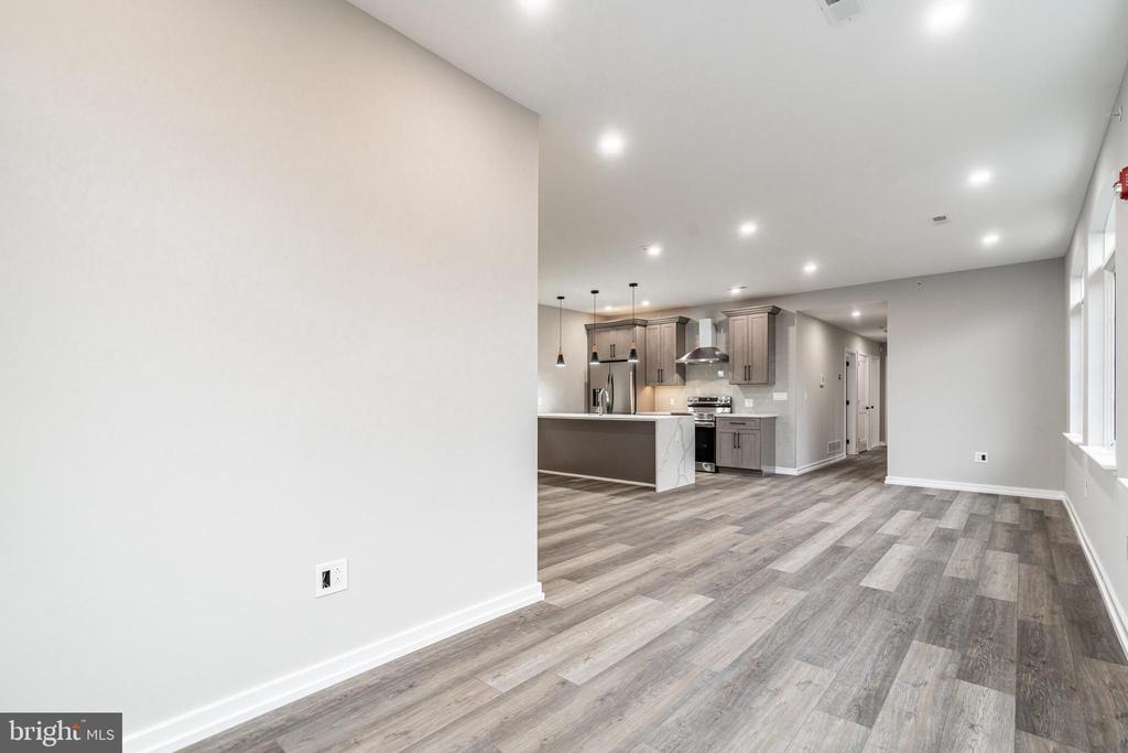 2412 INNOVATOR WAY