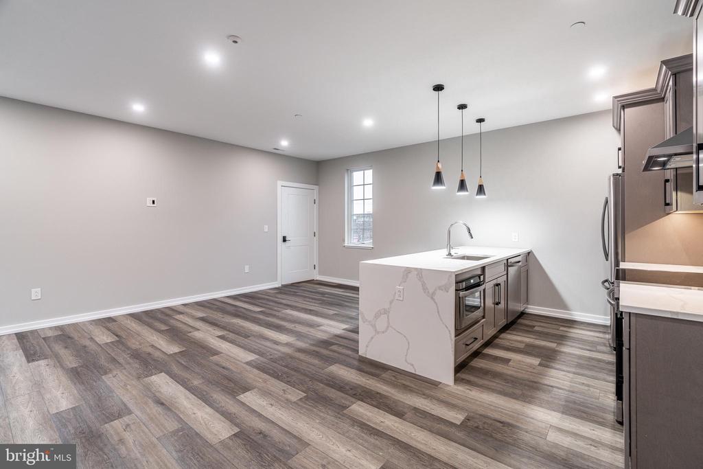2412 INNOVATOR WAY