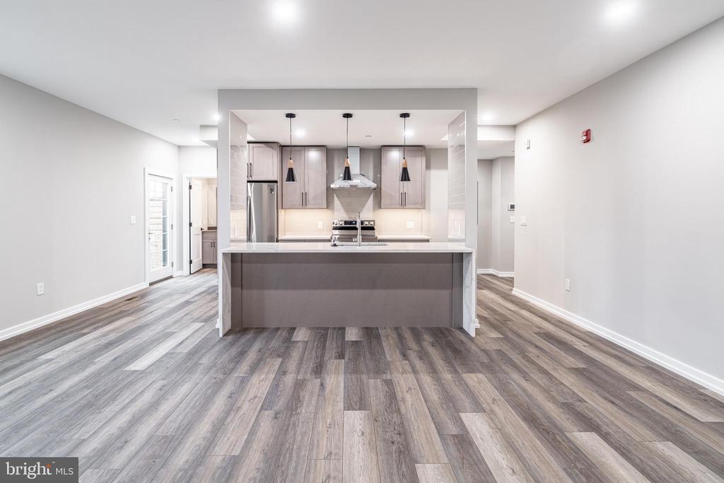 2412 INNOVATOR WAY